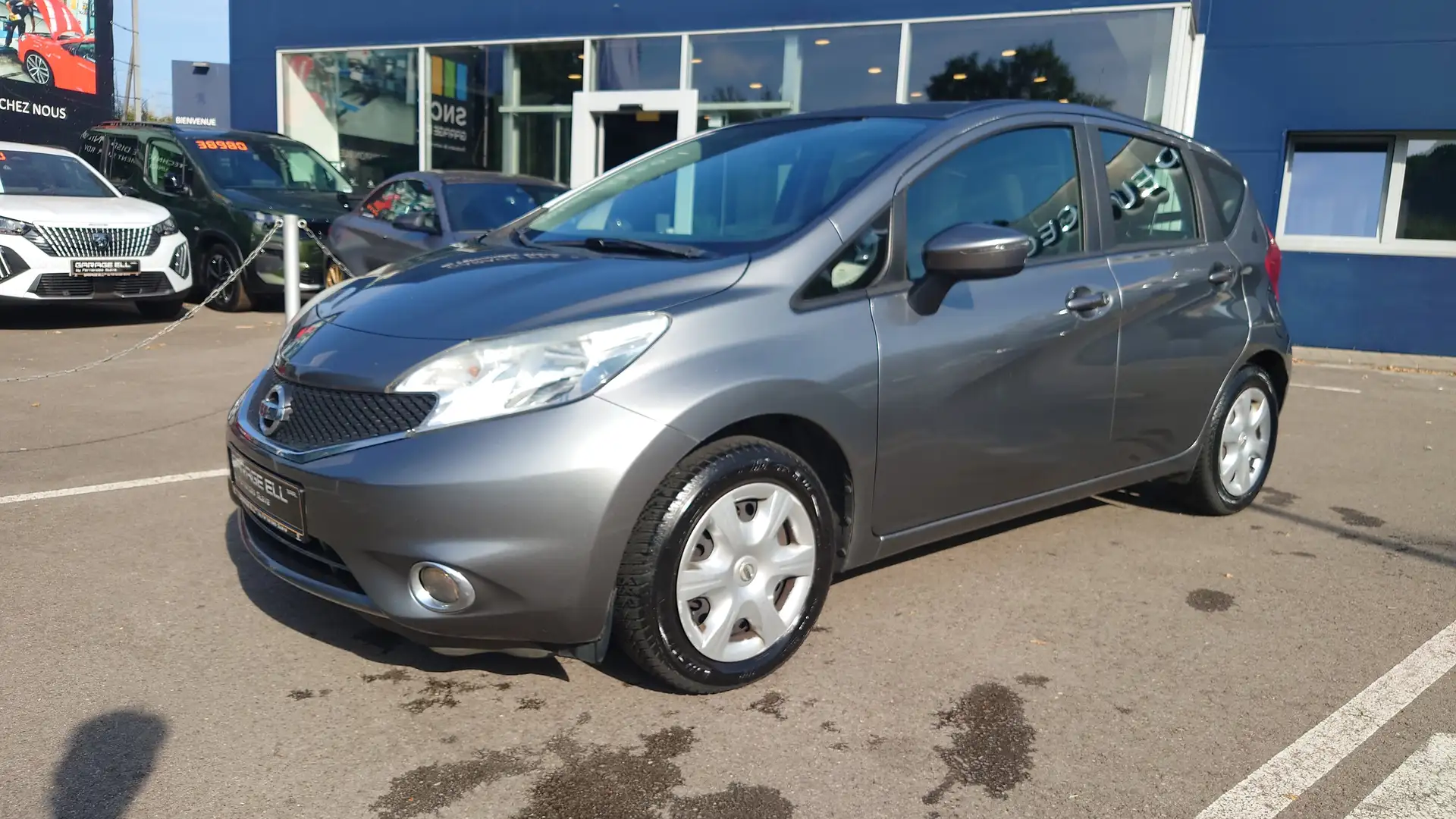 Nissan Note Note 1.2 tekna Grey - 1