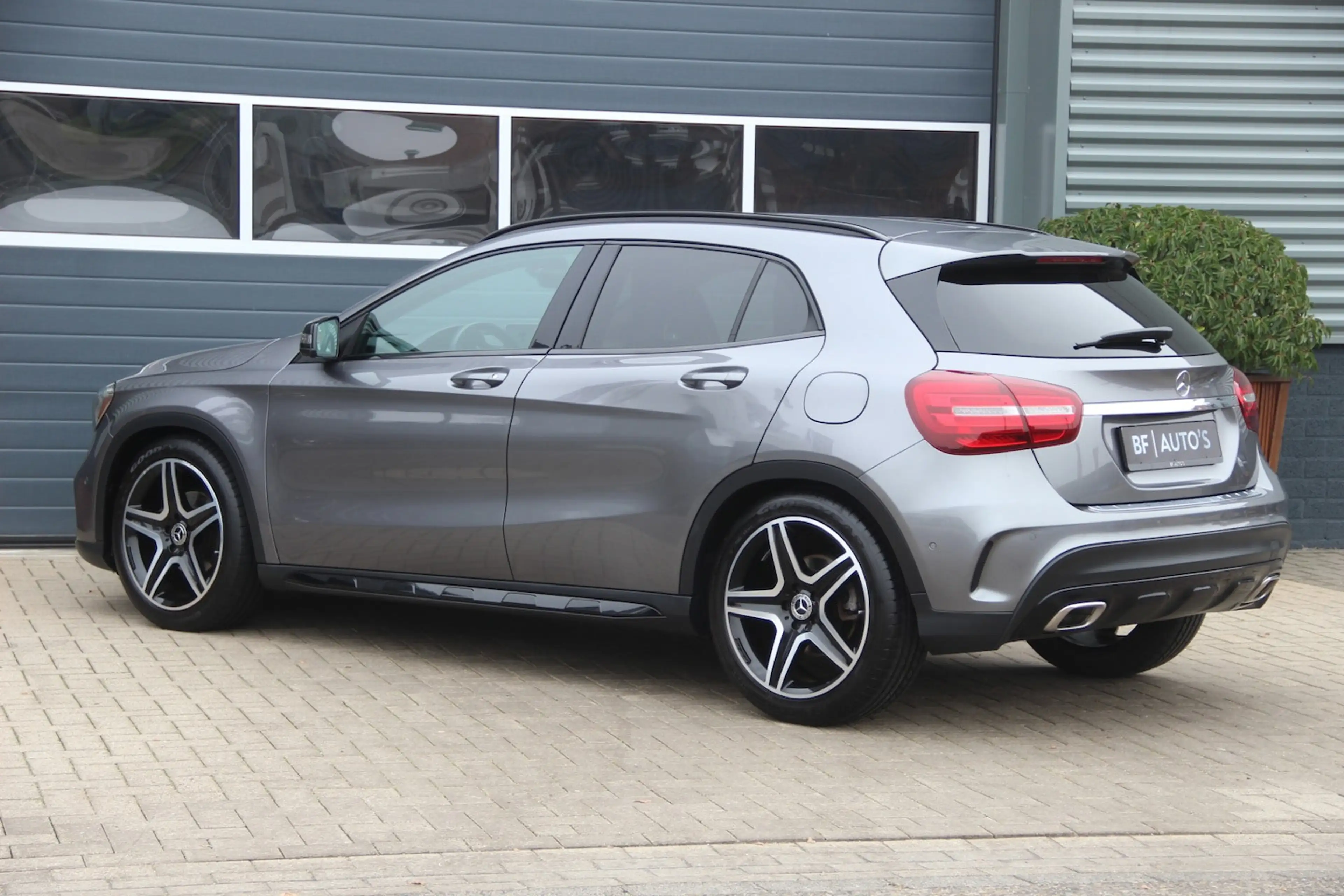 Mercedes-Benz GLA 200 AMG Line | NIGHT PAKKET| LED KOPLAMPEN |CARPLAY | — photo 3