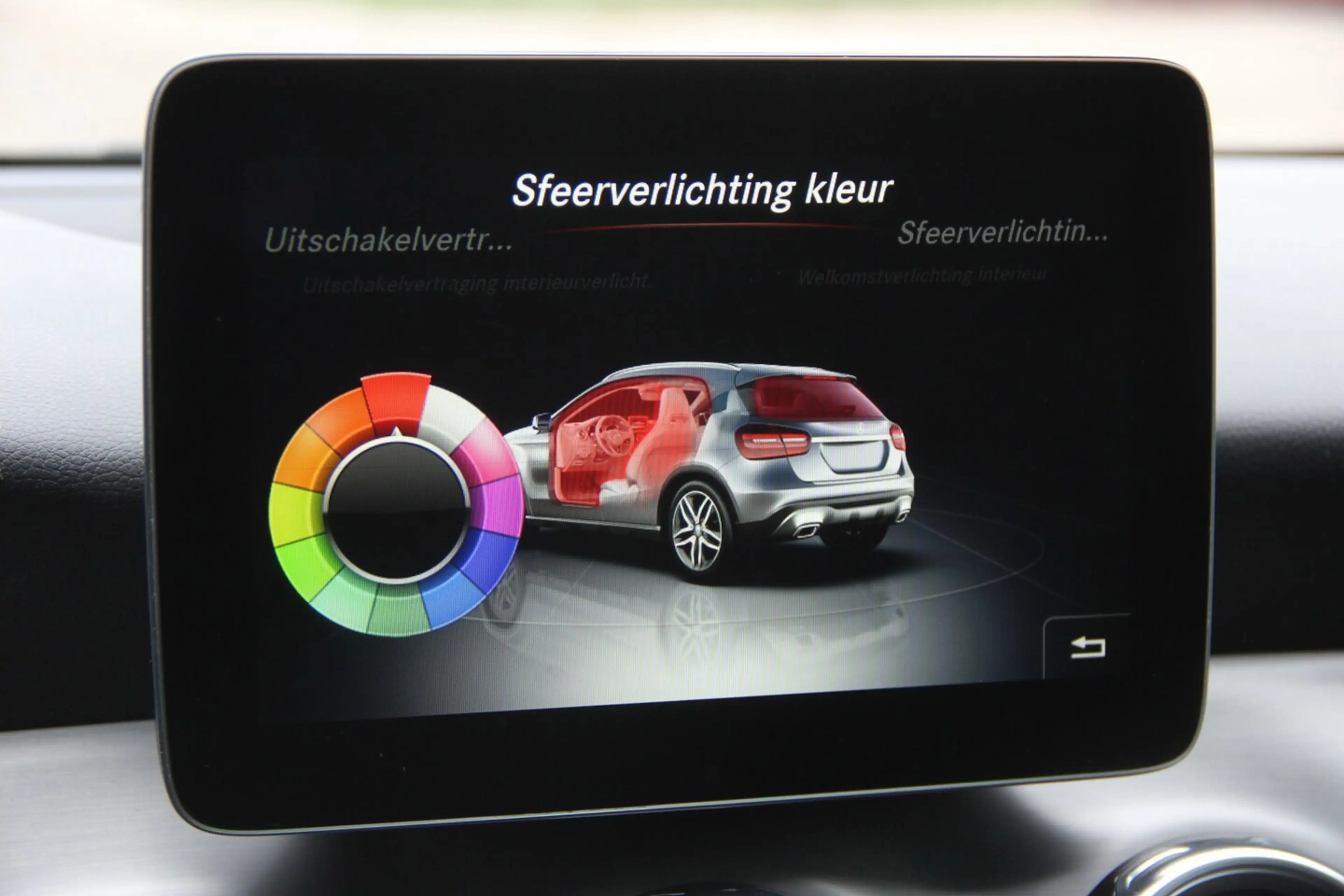 Mercedes-Benz GLA 200 AMG Line | NIGHT PAKKET| LED KOPLAMPEN |CARPLAY | — photo 17