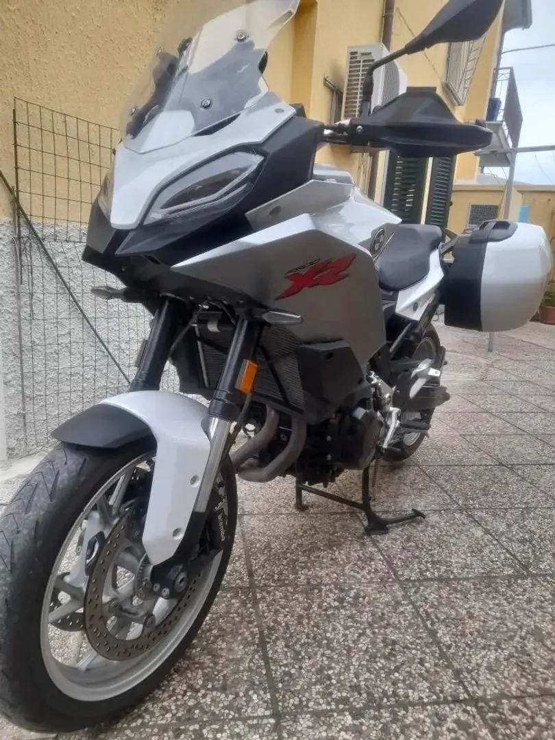 BMW F 900 XR Alb - 1