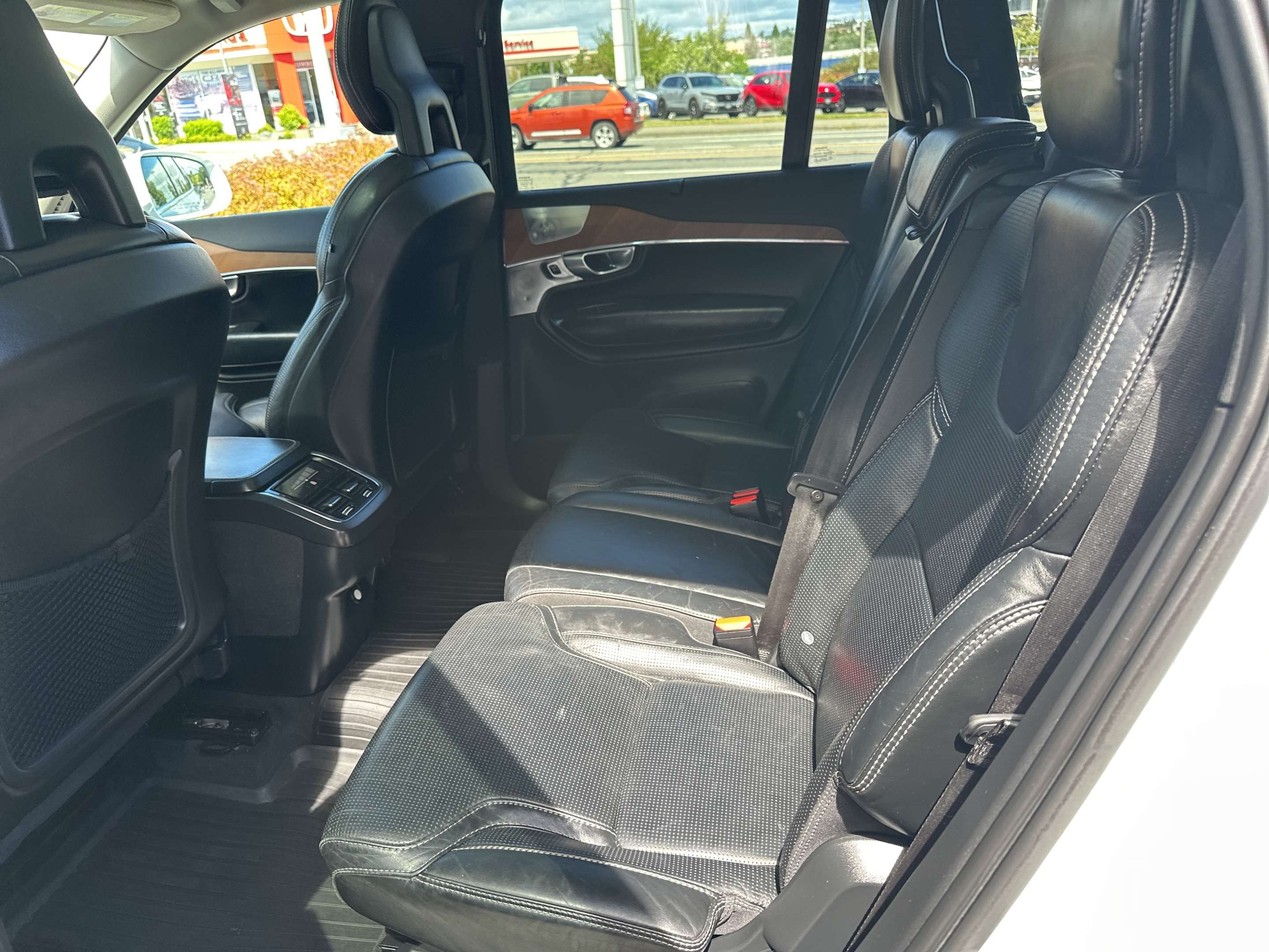 2018 Volvo XC90 T6 AWD Inscription | BC Vehicle | thumb 6
