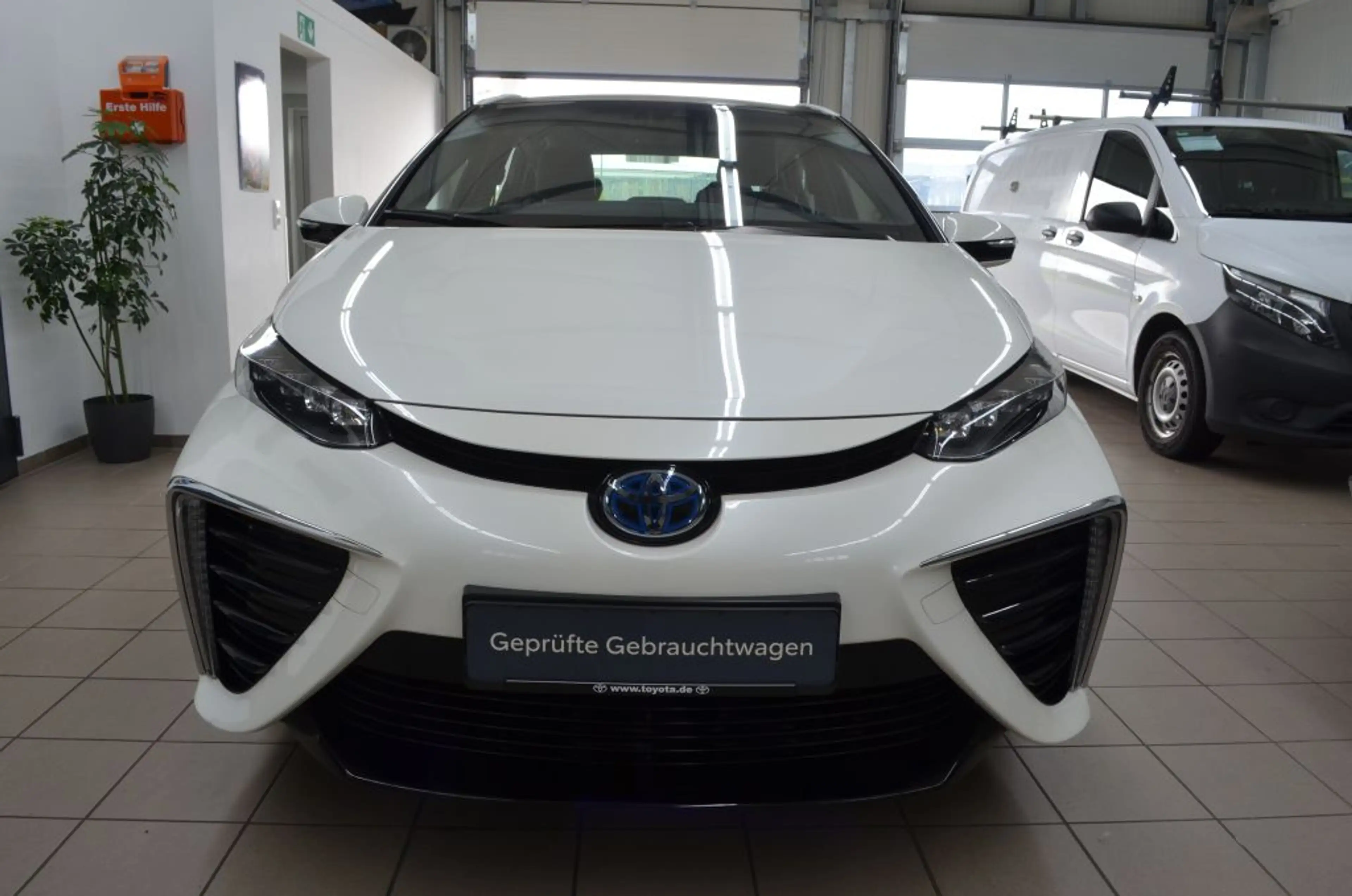 Toyota Mirai I Brennstoffzelle/ Wasserstoff*sehr gepflegt* — photo 5