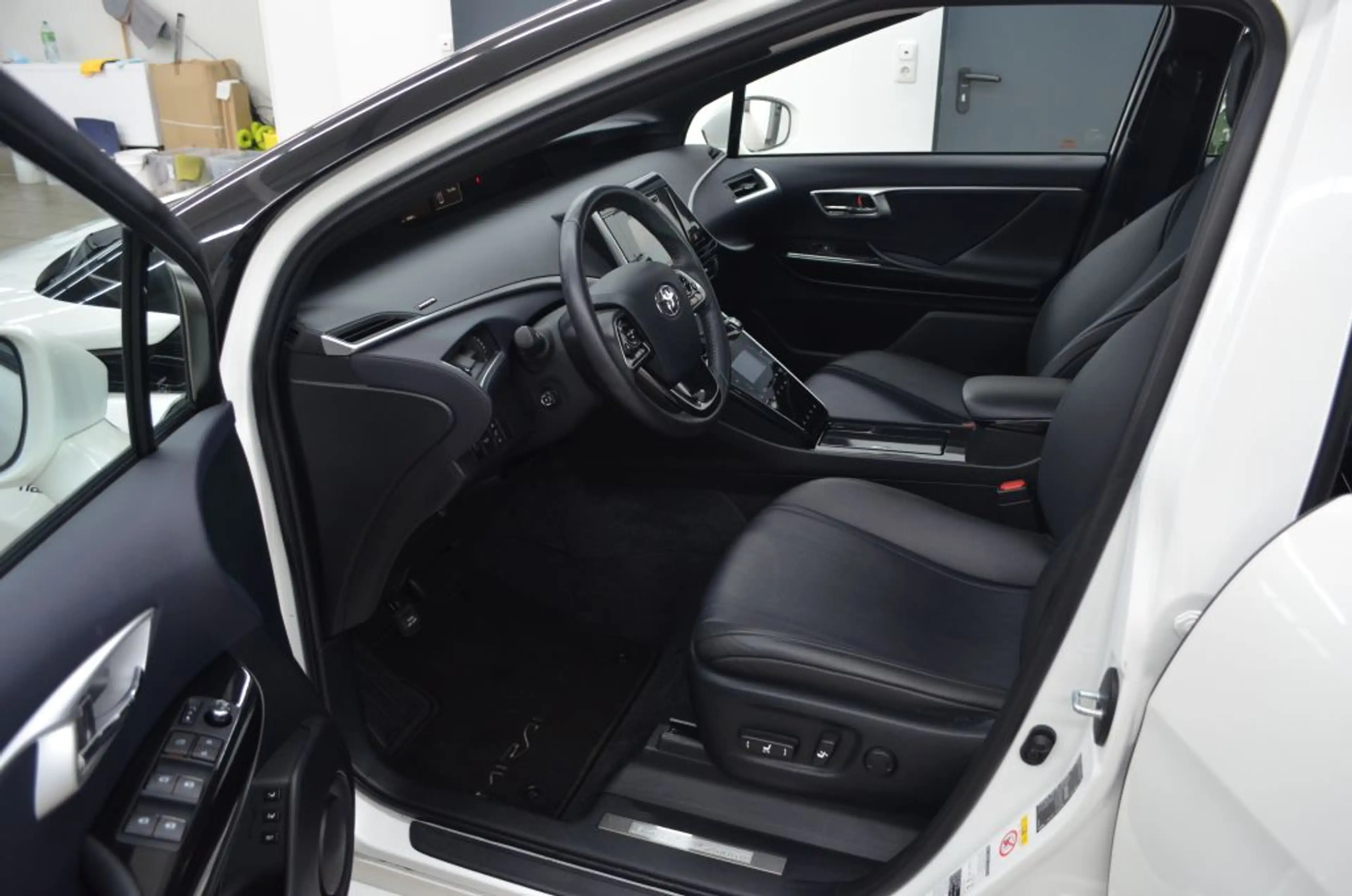 Toyota Mirai I Brennstoffzelle/ Wasserstoff*sehr gepflegt* — photo 12