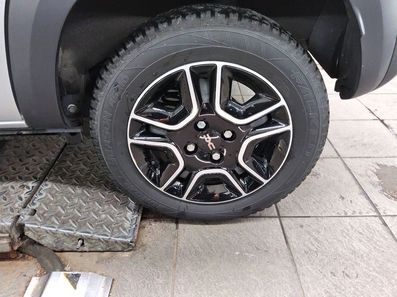 Dacia Spring Leder Navi Klima RFK — photo 11