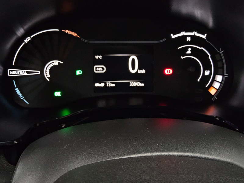Dacia Spring Leder Navi Klima RFK — photo 8