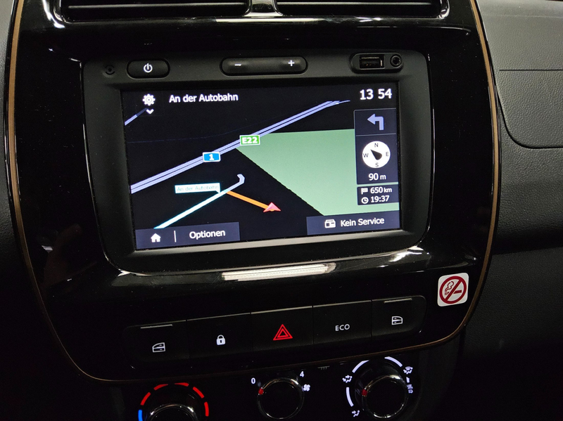 Dacia Spring Leder Navi Klima RFK — photo 7