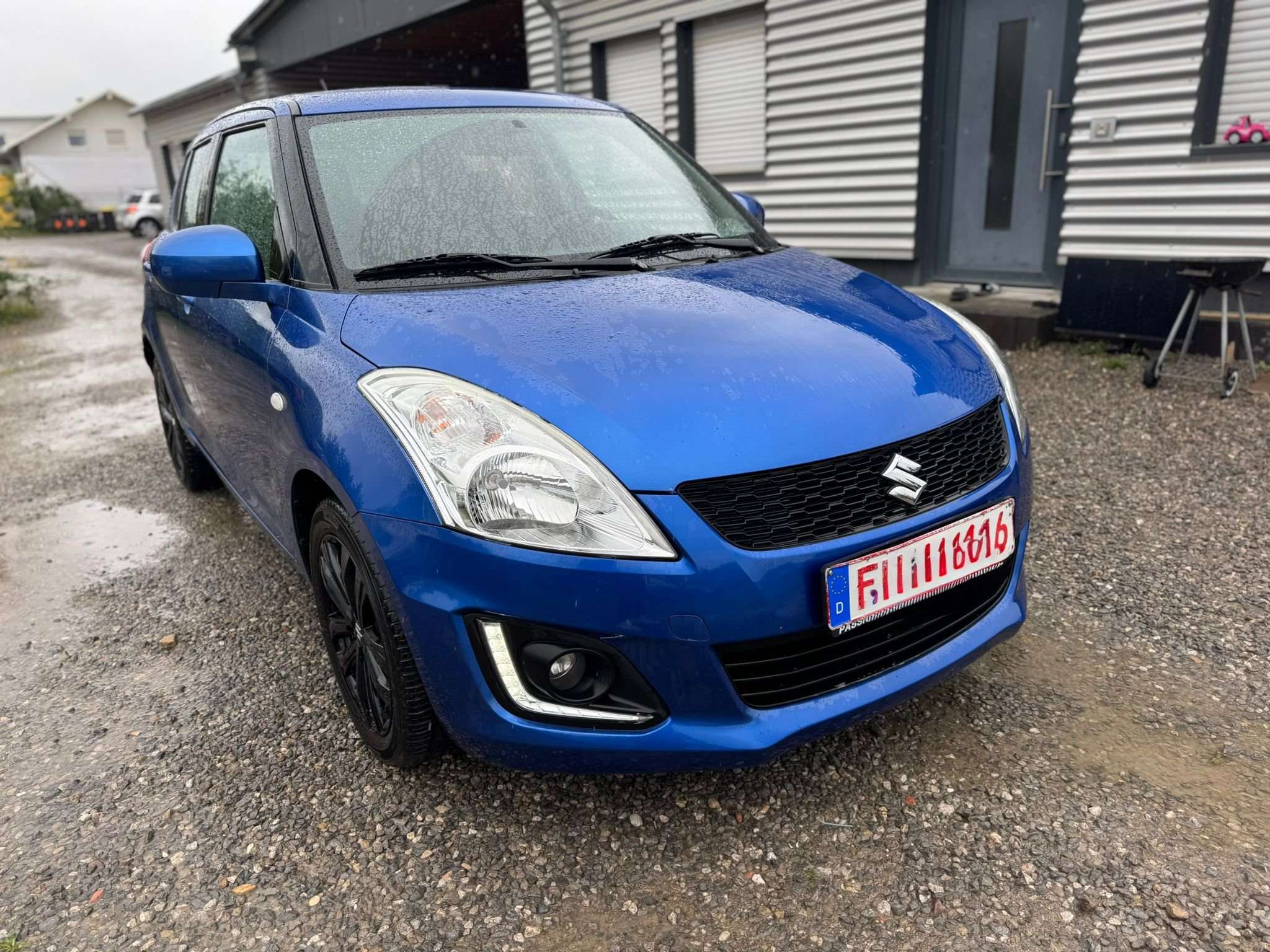 Second hand Suzuki Swift 