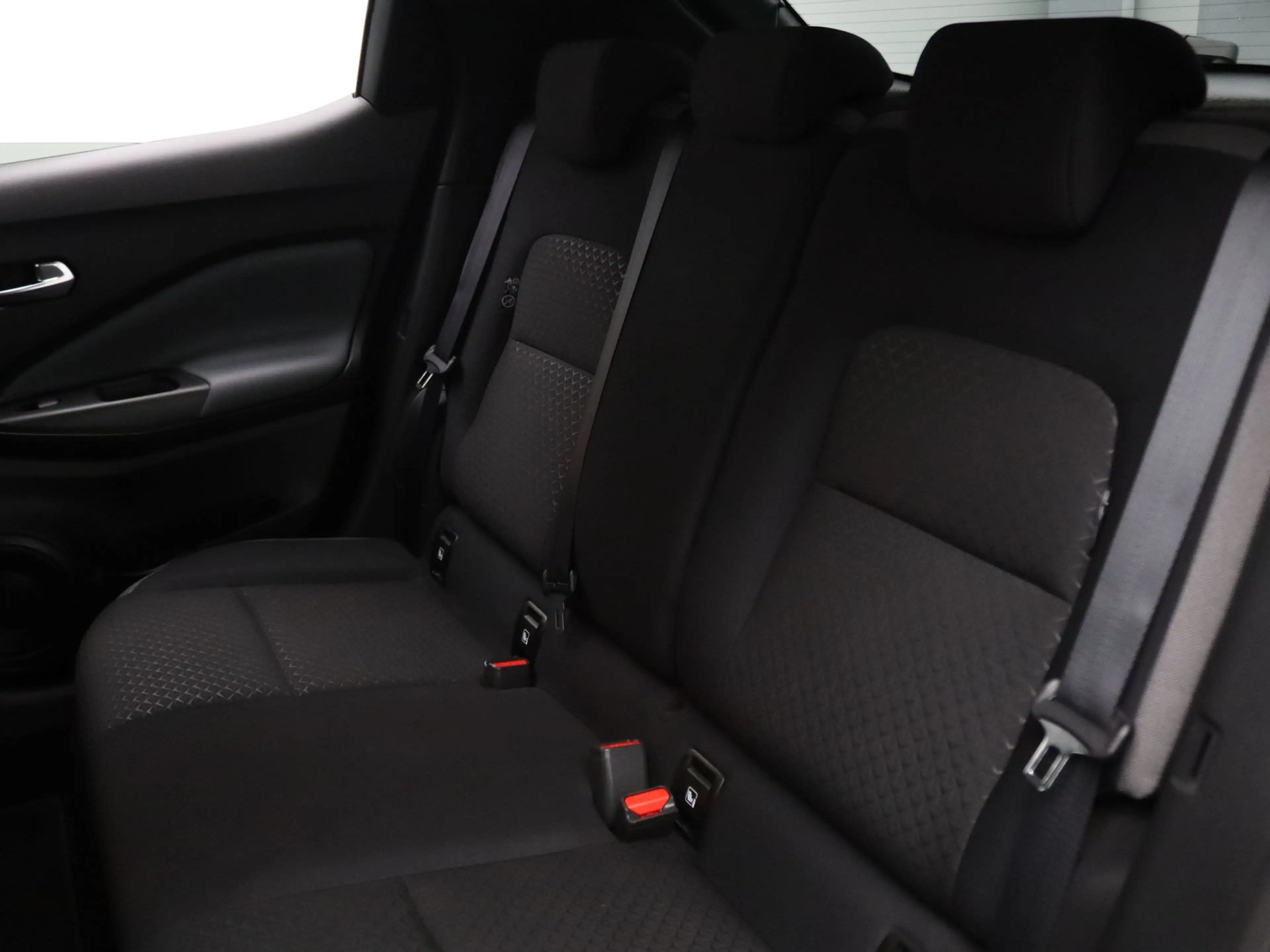 Nissan Juke DIG-T N-Connecta 115pk Camera | Cruise | Navi | Pa — photo 29