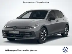 Volkswagen Golf VIII 1.5 eTSI GOAL STANDHZ. ACC MATRIX NAVI