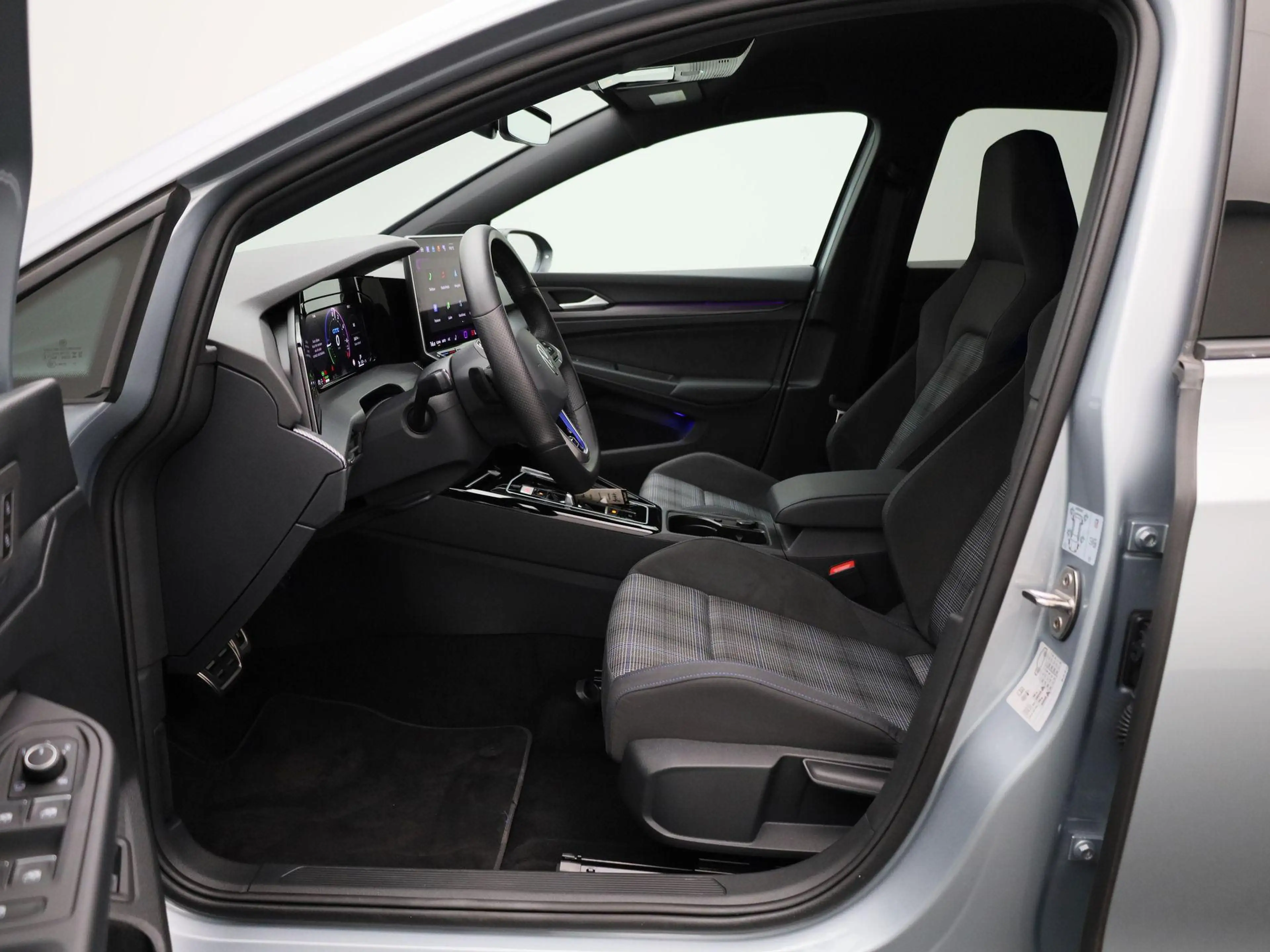 Volkswagen Golf GTE 1.5 eHybrid | 272 PK| Origineel Nederlands | 1e Ei — photo 9