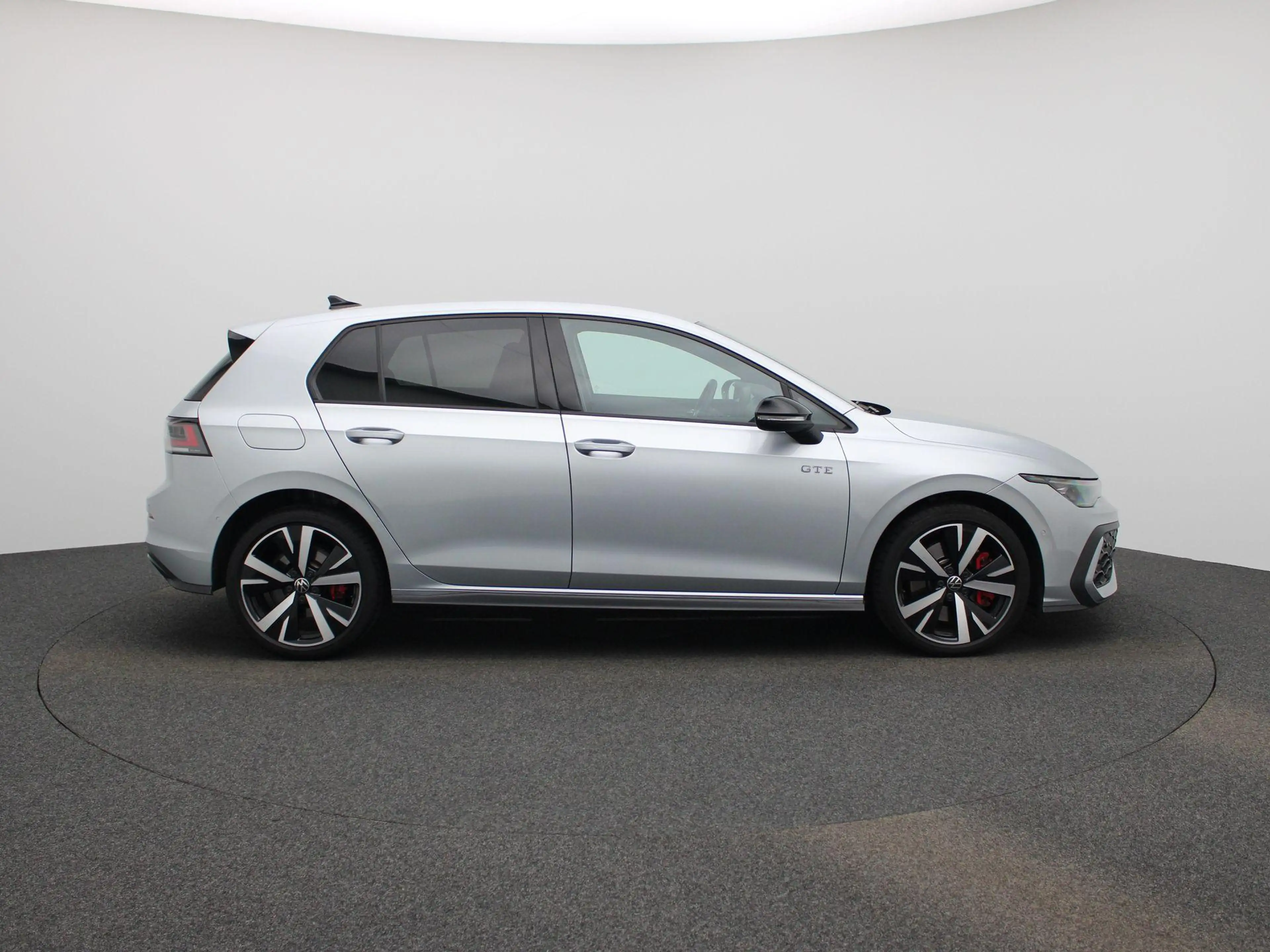 Volkswagen Golf GTE 1.5 eHybrid | 272 PK| Origineel Nederlands | 1e Ei — photo 6