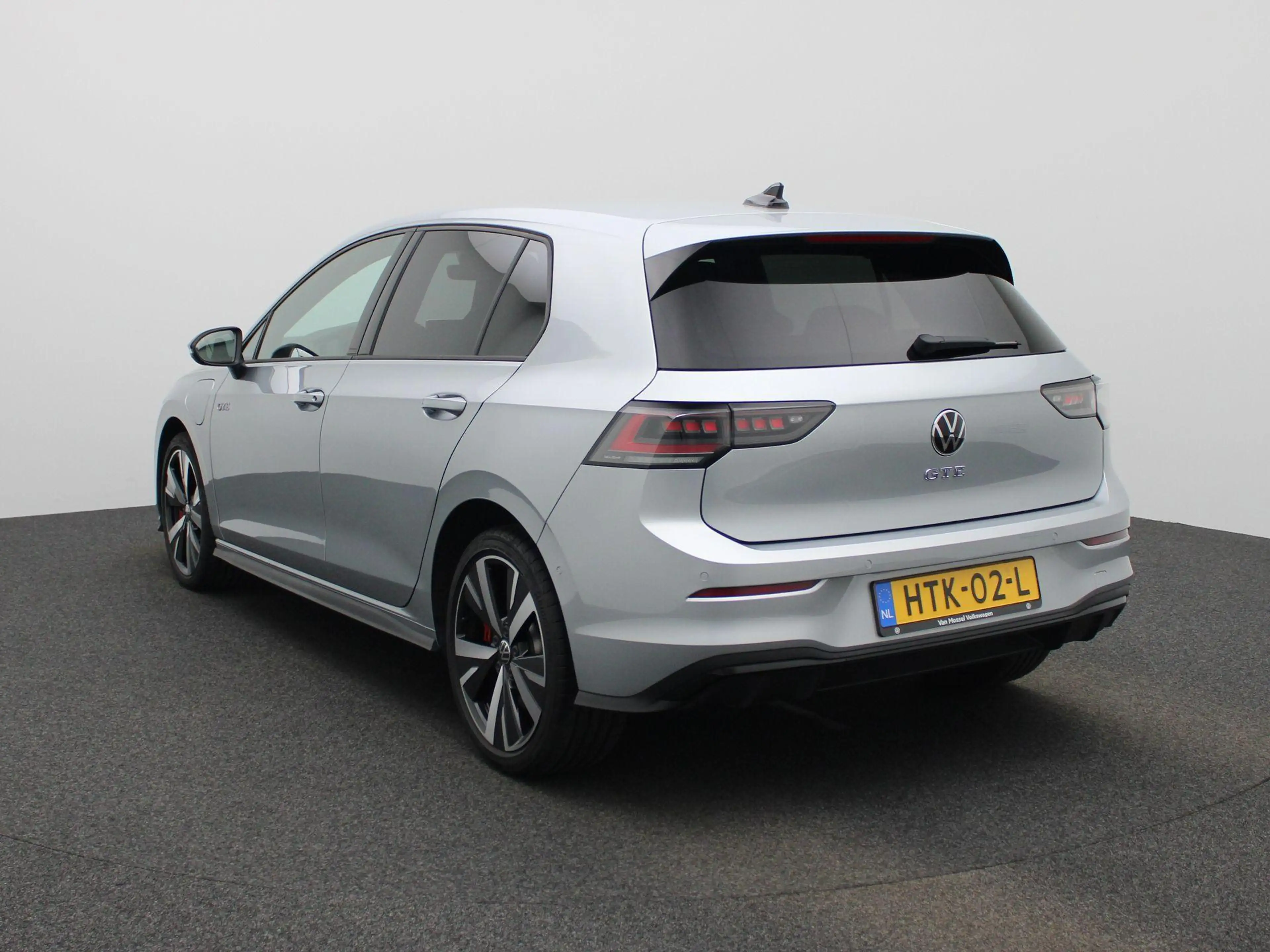 Volkswagen Golf GTE 1.5 eHybrid | 272 PK| Origineel Nederlands | 1e Ei — photo 2