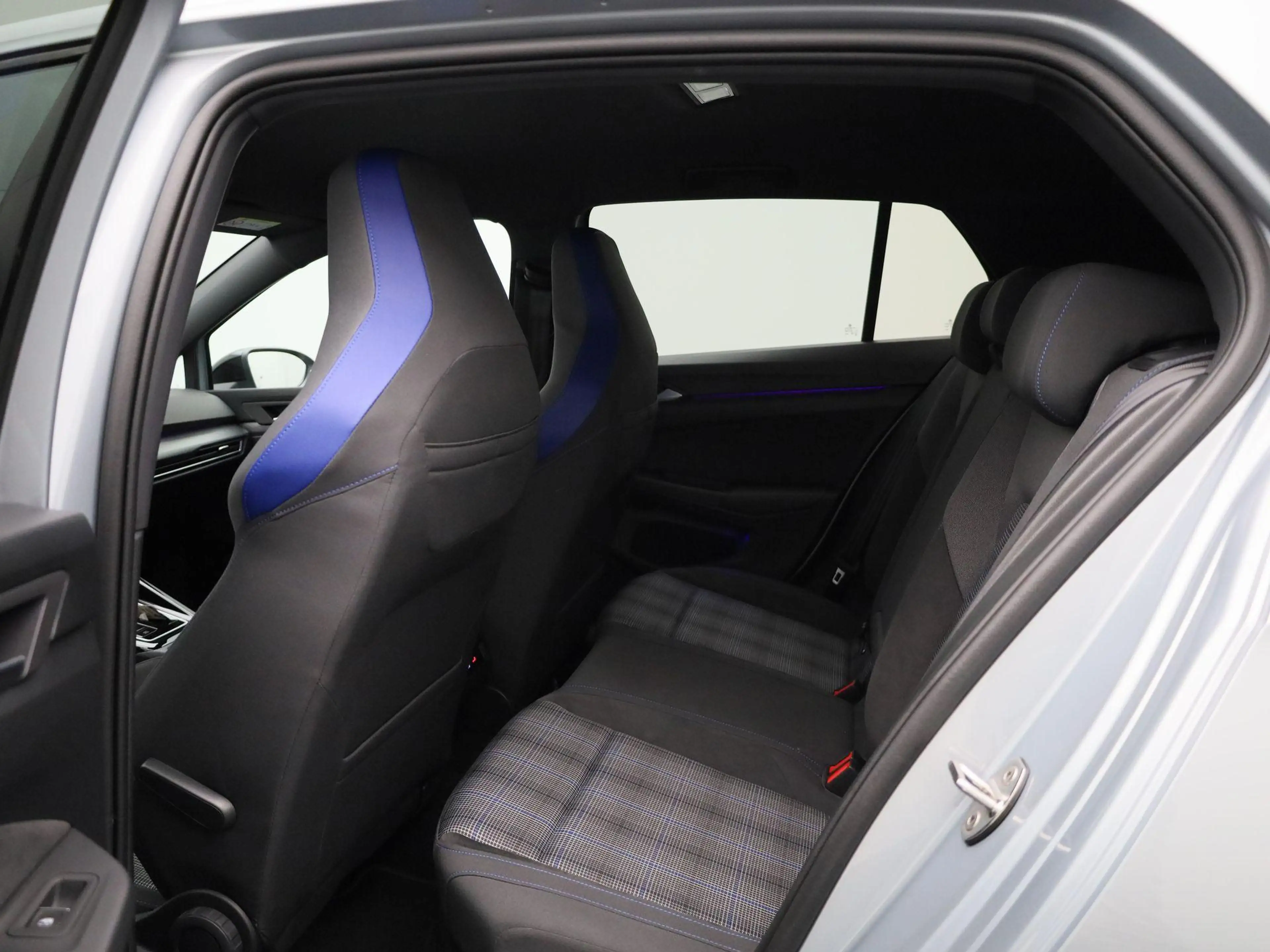 Volkswagen Golf GTE 1.5 eHybrid | 272 PK| Origineel Nederlands | 1e Ei — photo 10