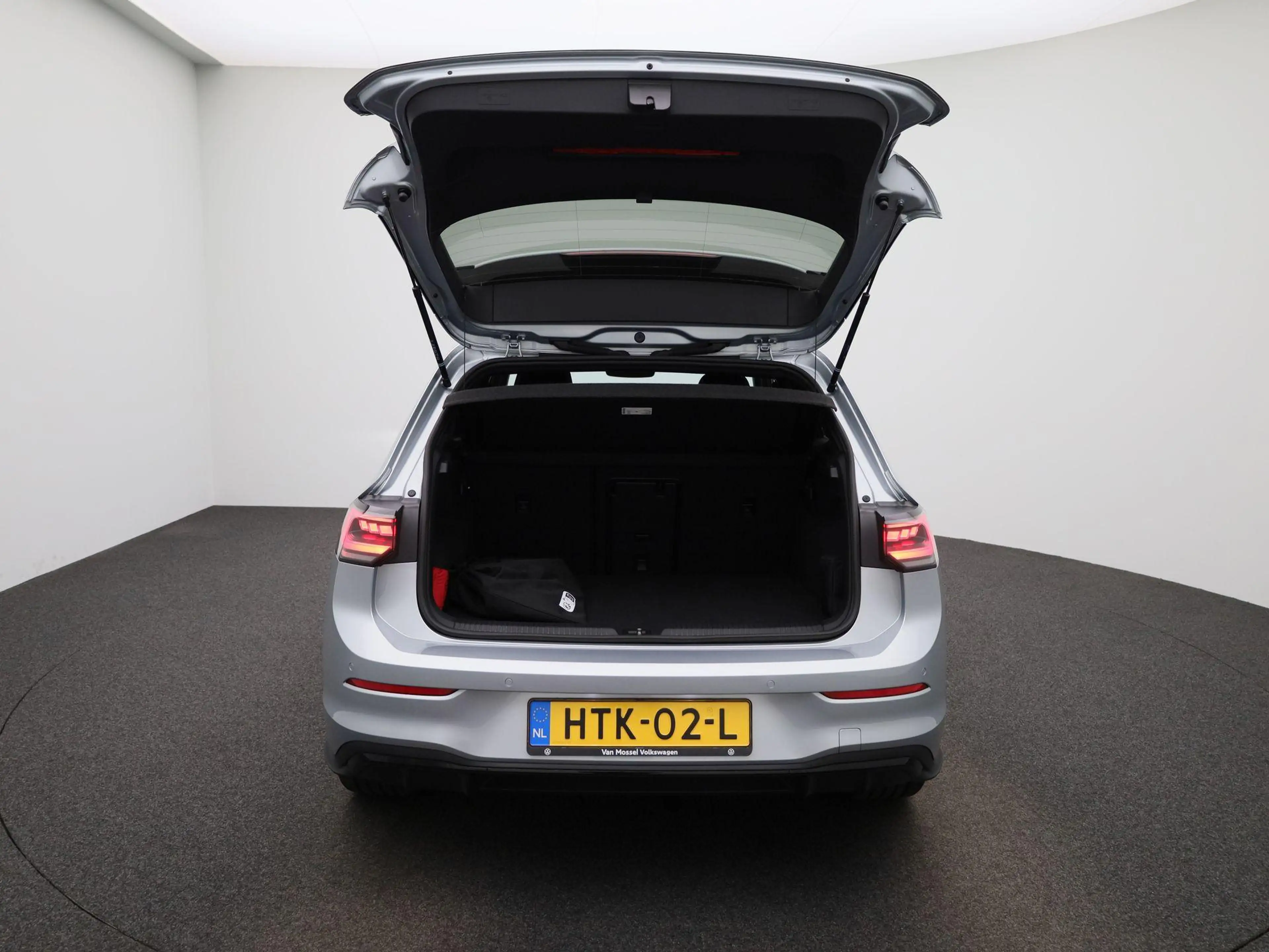 Volkswagen Golf GTE 1.5 eHybrid | 272 PK| Origineel Nederlands | 1e Ei — photo 11