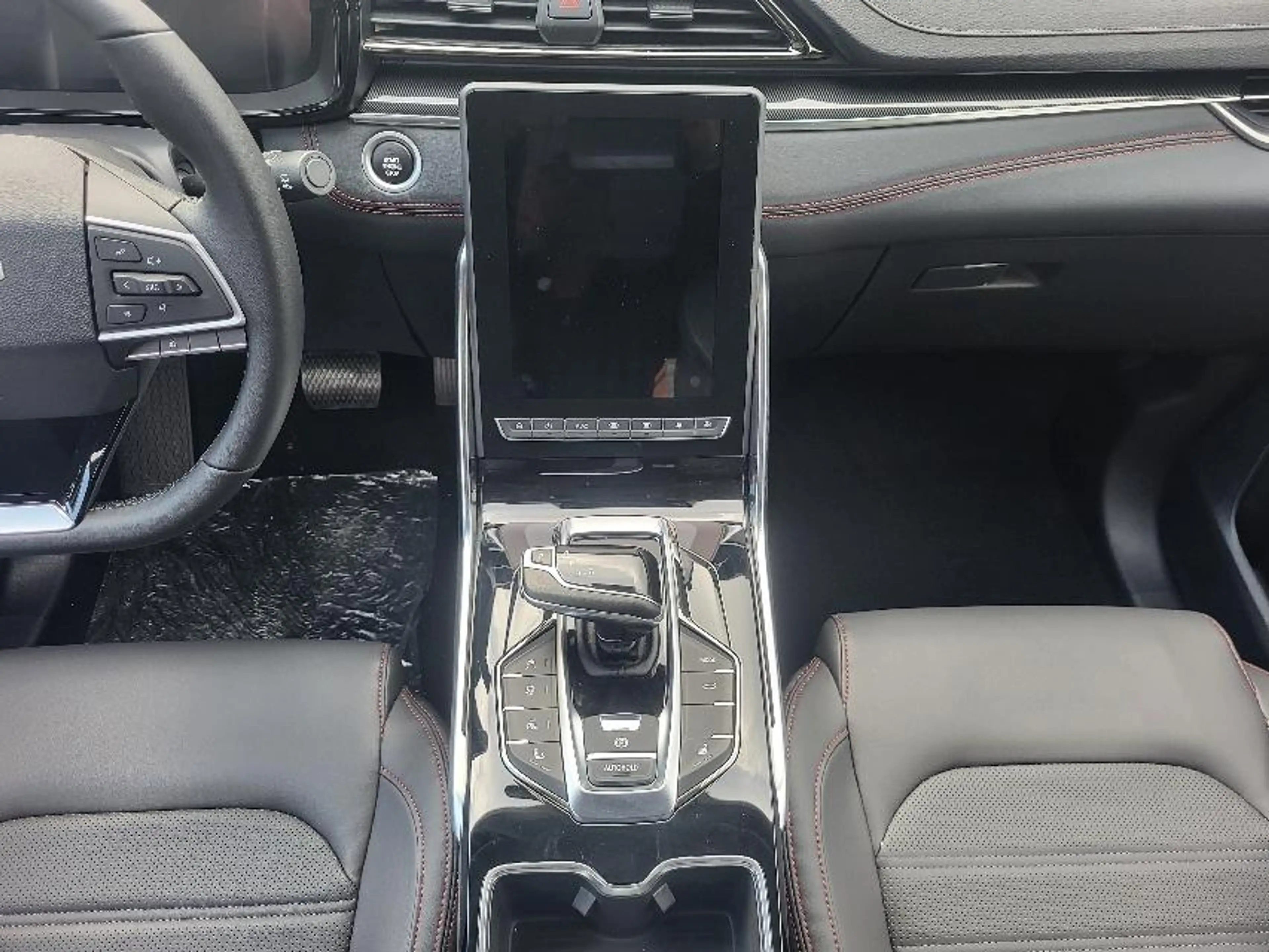 Maxus EUNIQ 6 LIMITED+ASSISTENTEN+LEDER+PANORAMA+360°+ — photo 15