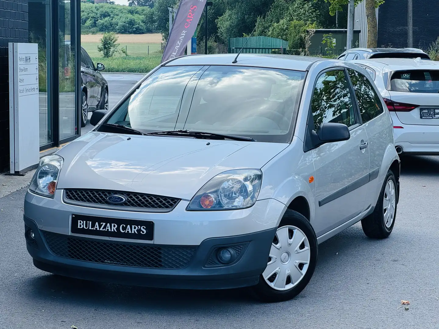 Ford Fiesta Fiesta 1.3i Trend*CARNET*63.000KM*GARANTIE - 1