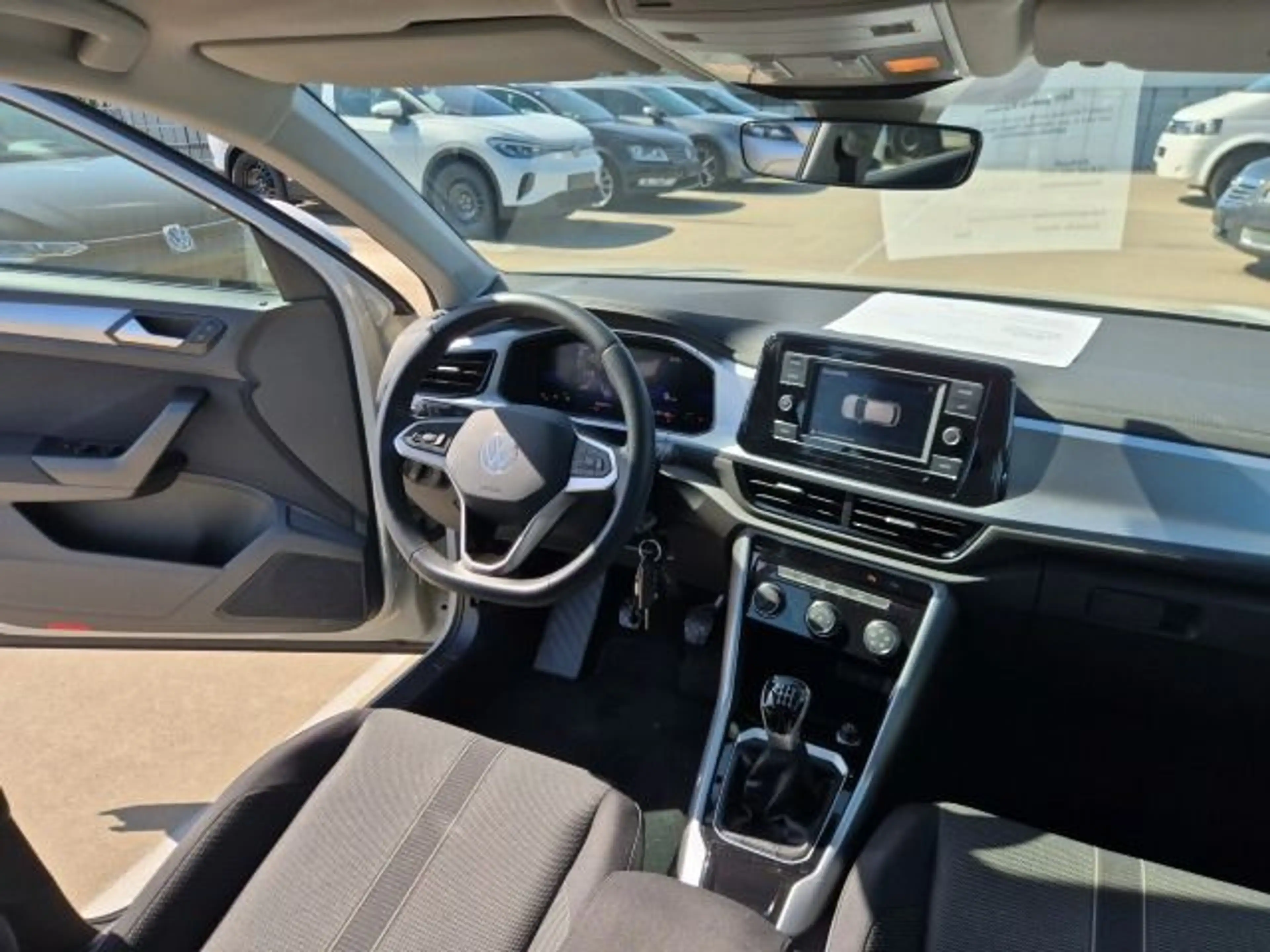 Volkswagen T-Roc 1.0 TSI Life AHK LED DigCockpit Kamera ACC — photo 5