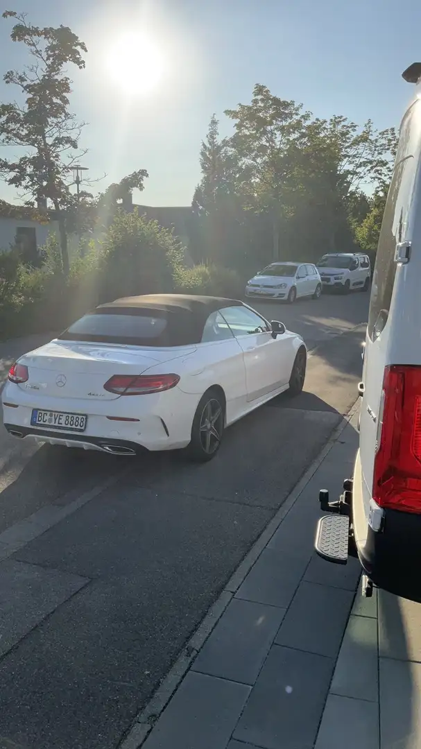 Mercedes-Benz C 220 d Cabrio 4Matic 9G-TRONIC AMG Line - 2
