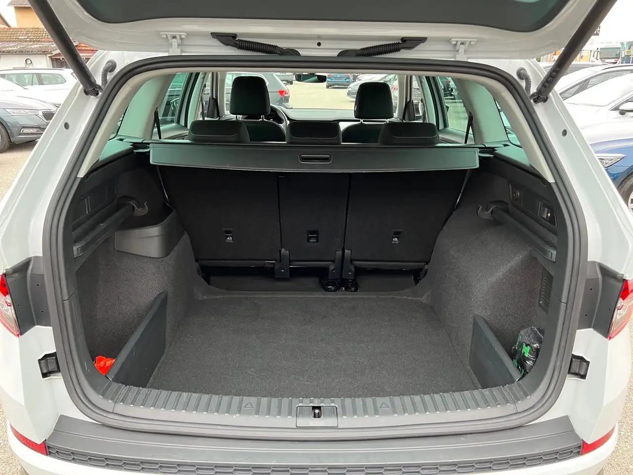 Skoda Kodiaq 2,0 TDI Ambition DSG AHK*VIRTUAL, миниатюра 15