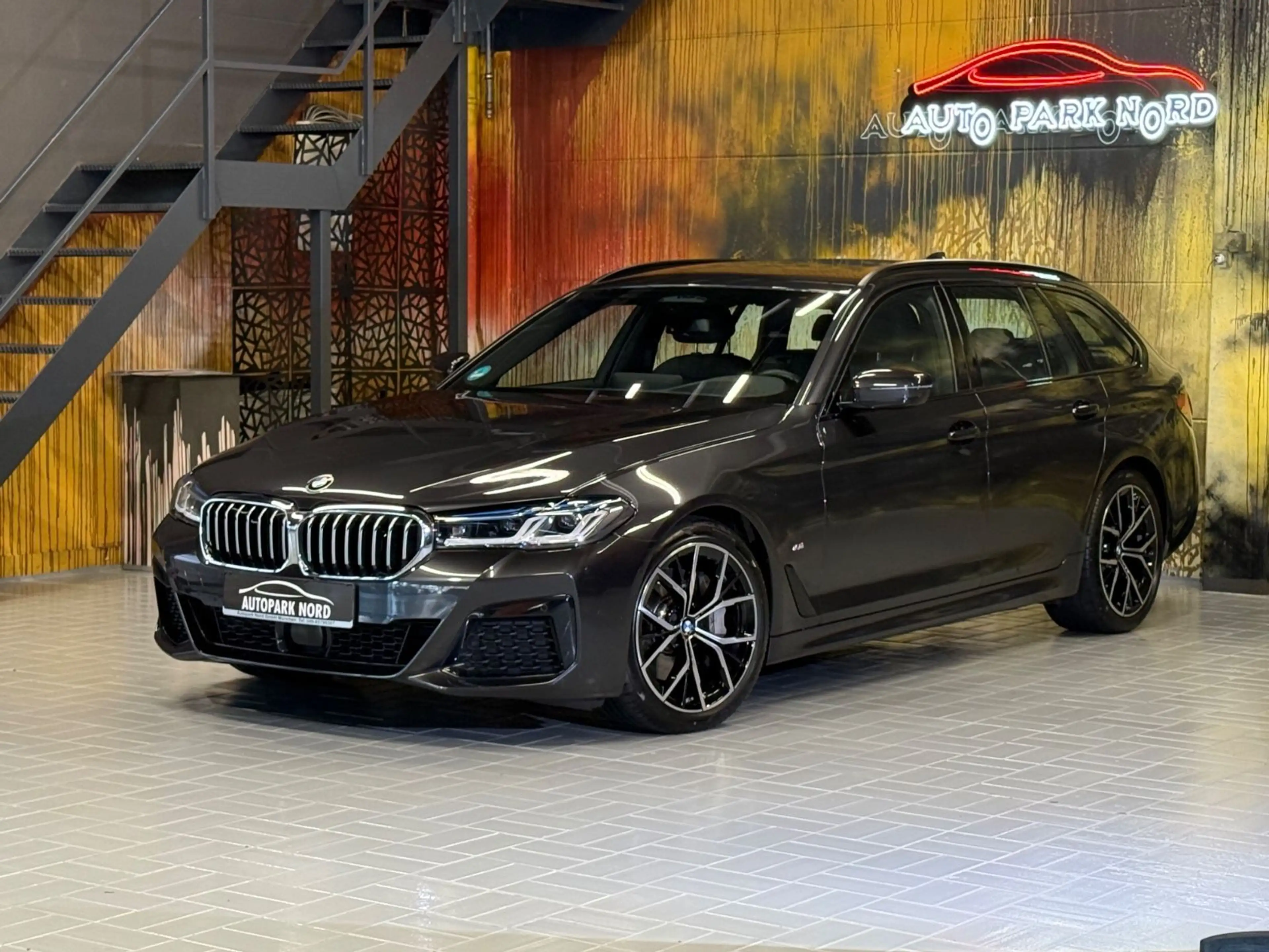 BMW 540 d xDrive M Sport~LASER~ACC~HEAD-UP~KAMERA~