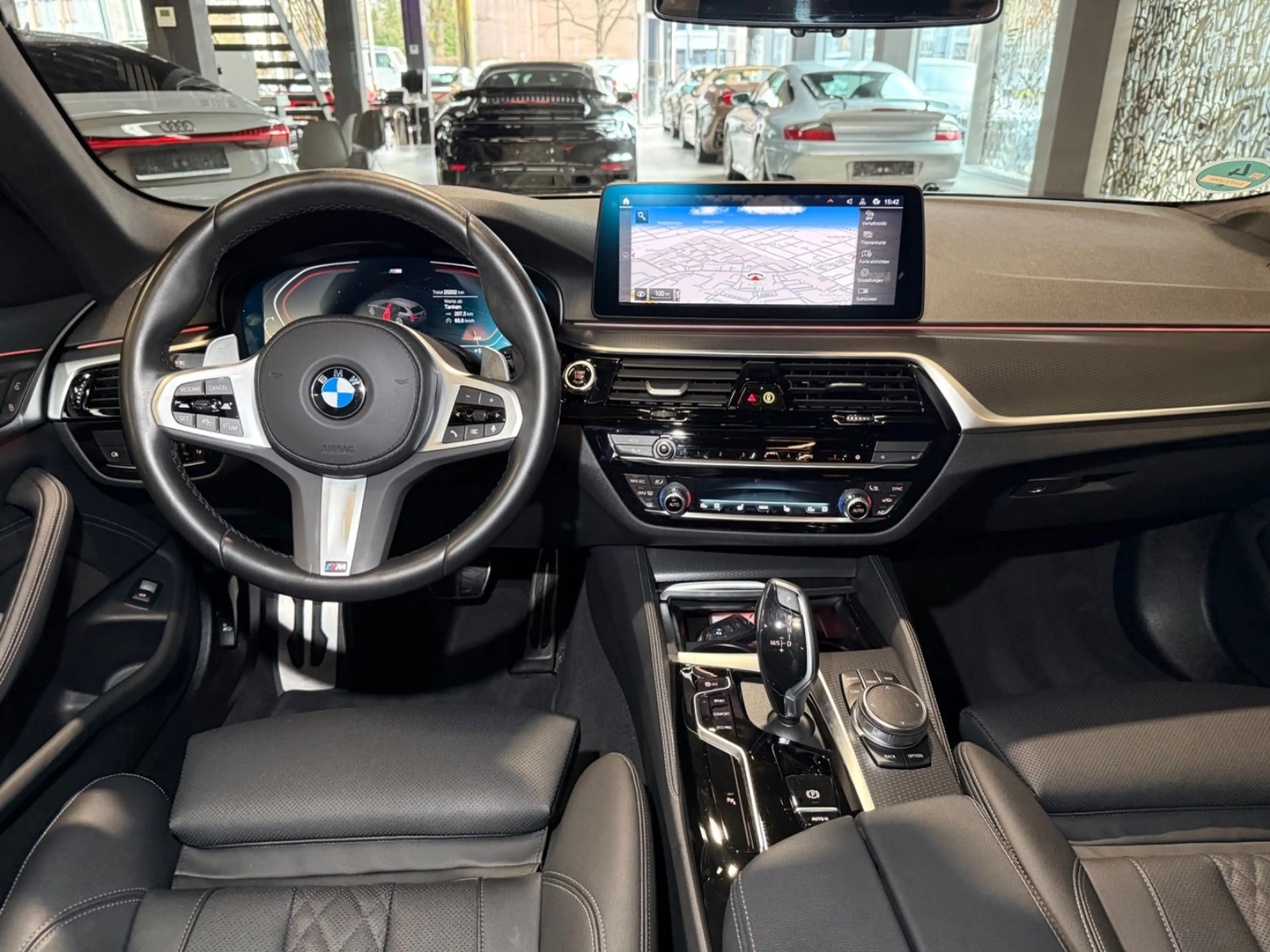 BMW 540 d xDrive M Sport~LASER~ACC~HEAD-UP~KAMERA~ — photo 11