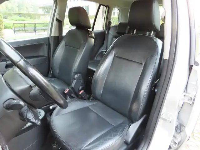 Ford Fusion view 19