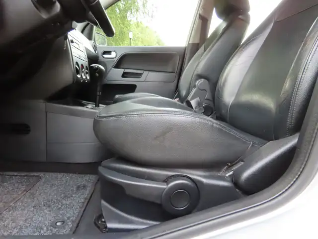 Ford Fusion view 11