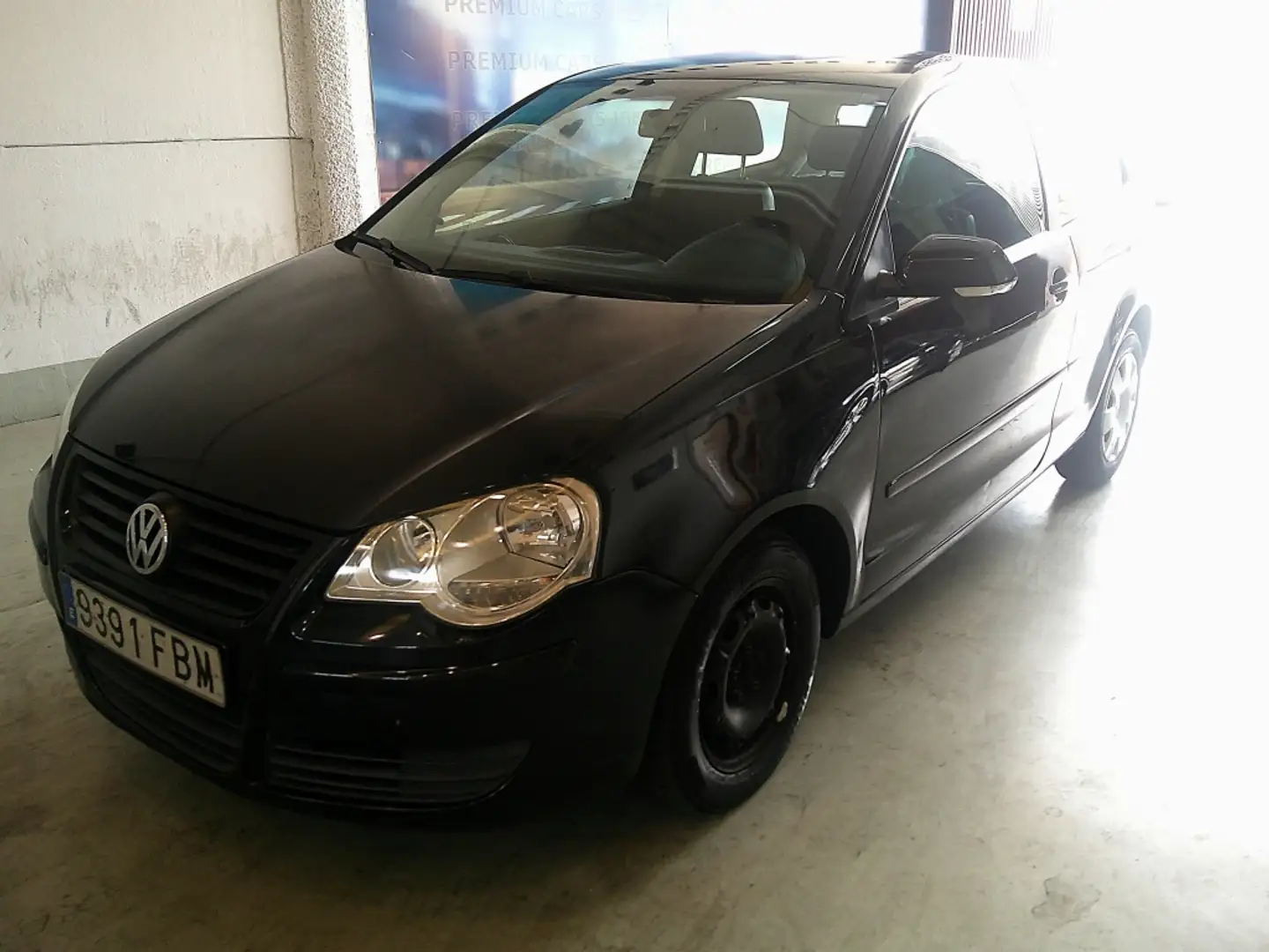 Volkswagen Polo 1.4TDI Match Zwart - 1