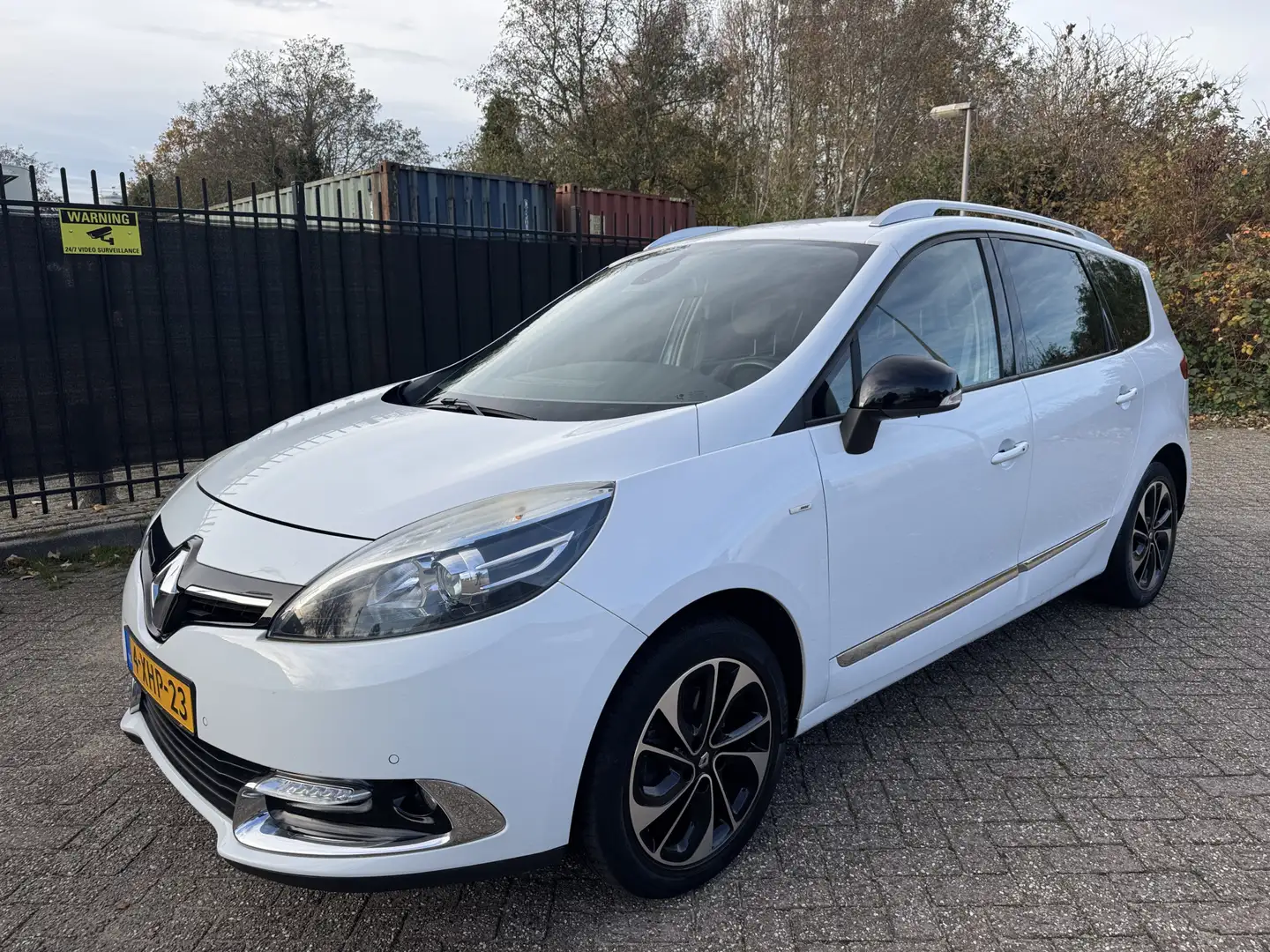 Renault Grand Scenic 1.2 TCe Bose Navi/LED/Clima/Cruise/Trekhaak Wit - 1