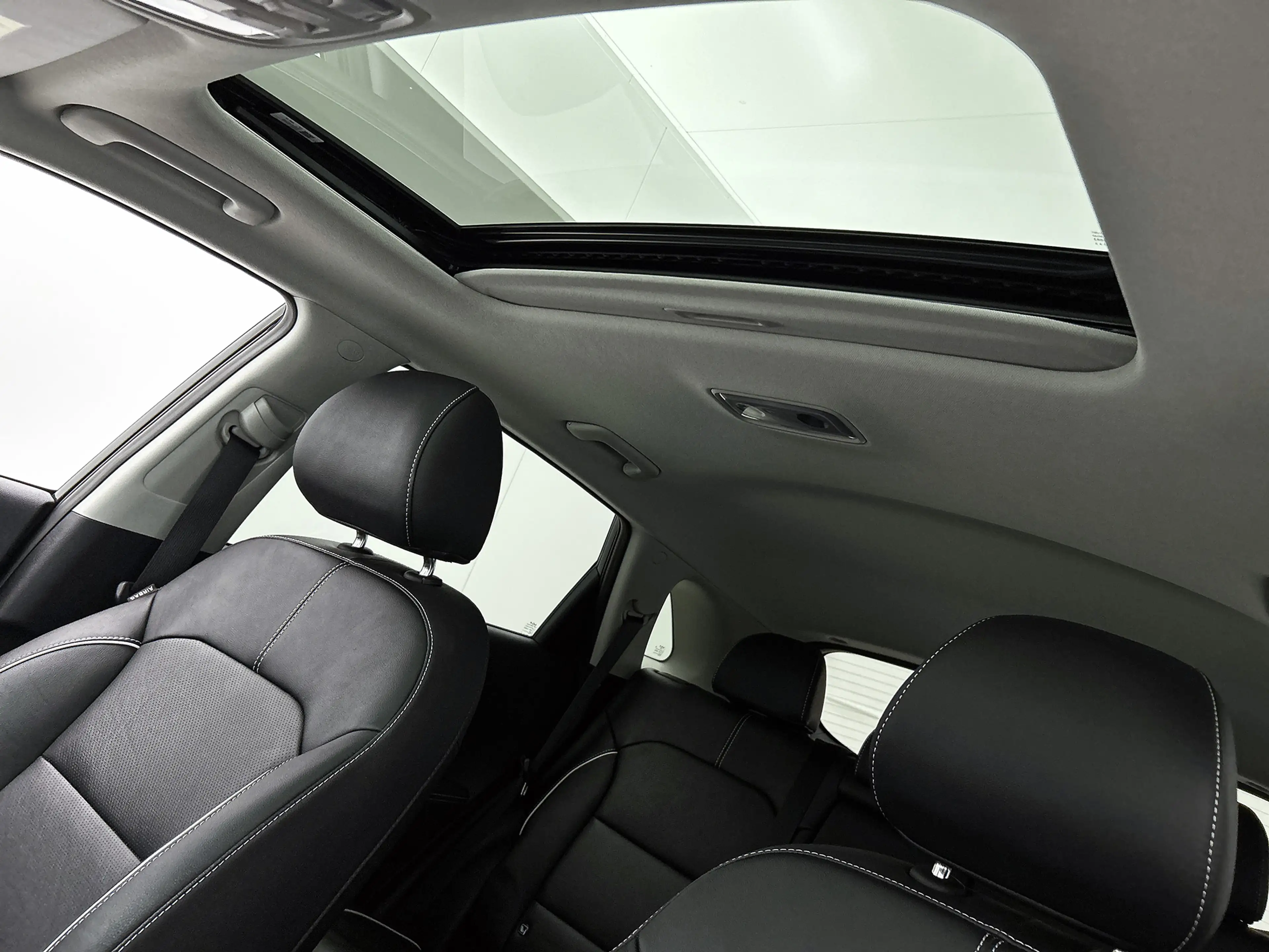 Kia e-Niro ExecutiveLine 64 kWh Stoelverwarming | Stoelverkoe — photo 13