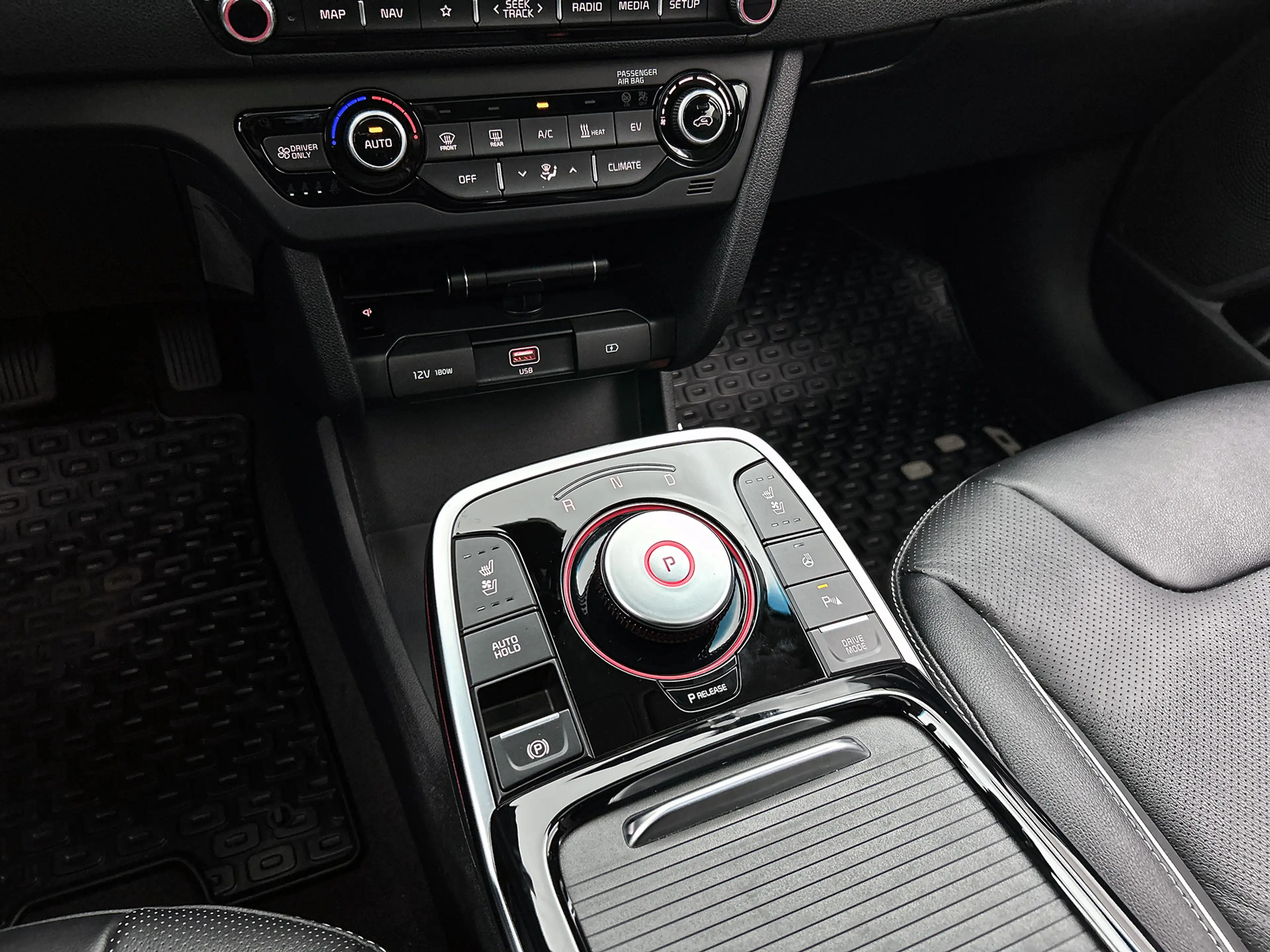 Kia e-Niro ExecutiveLine 64 kWh Stoelverwarming | Stoelverkoe — photo 12