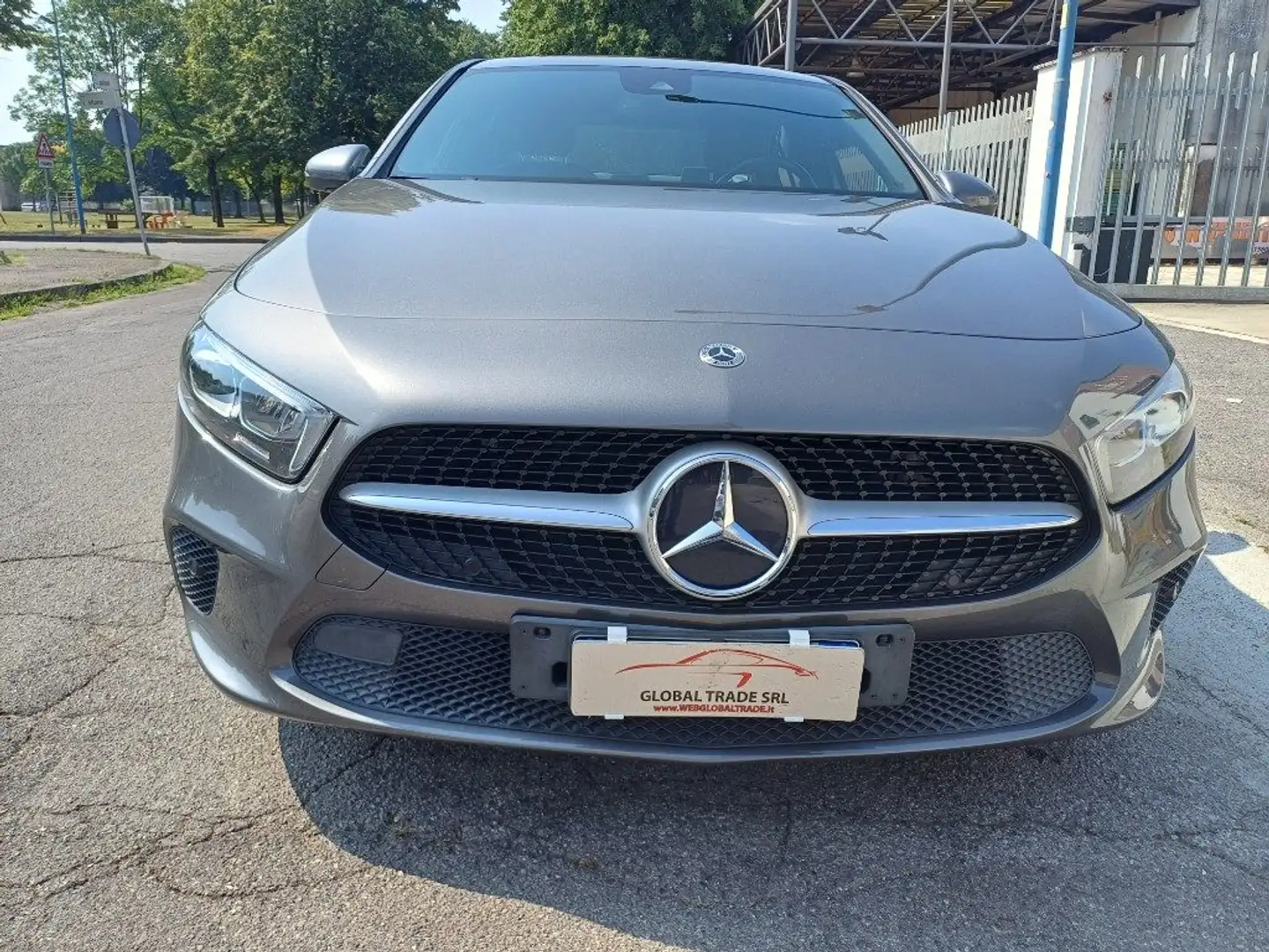 Mercedes-Benz A 220 d Automatic 4Matic Business Unico Pro cronotaglian Grigio - 2