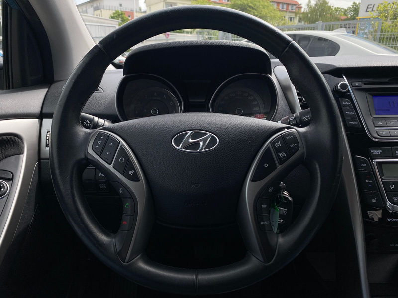 Hyundai i30 Trend — photo 8