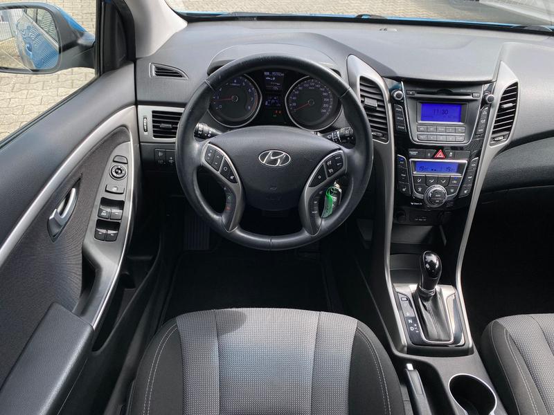 Hyundai i30 Trend — photo 9