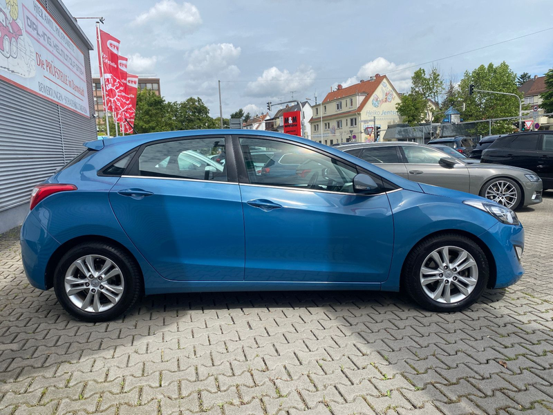 Hyundai i30 Trend — photo 15