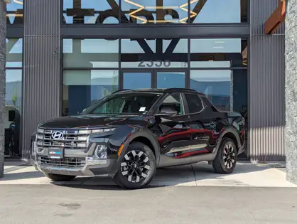 Black 2025 Hyundai Santa Cruz Preferred Crew Cab AWD Pickup Truck 8-Speed Dual Clutch