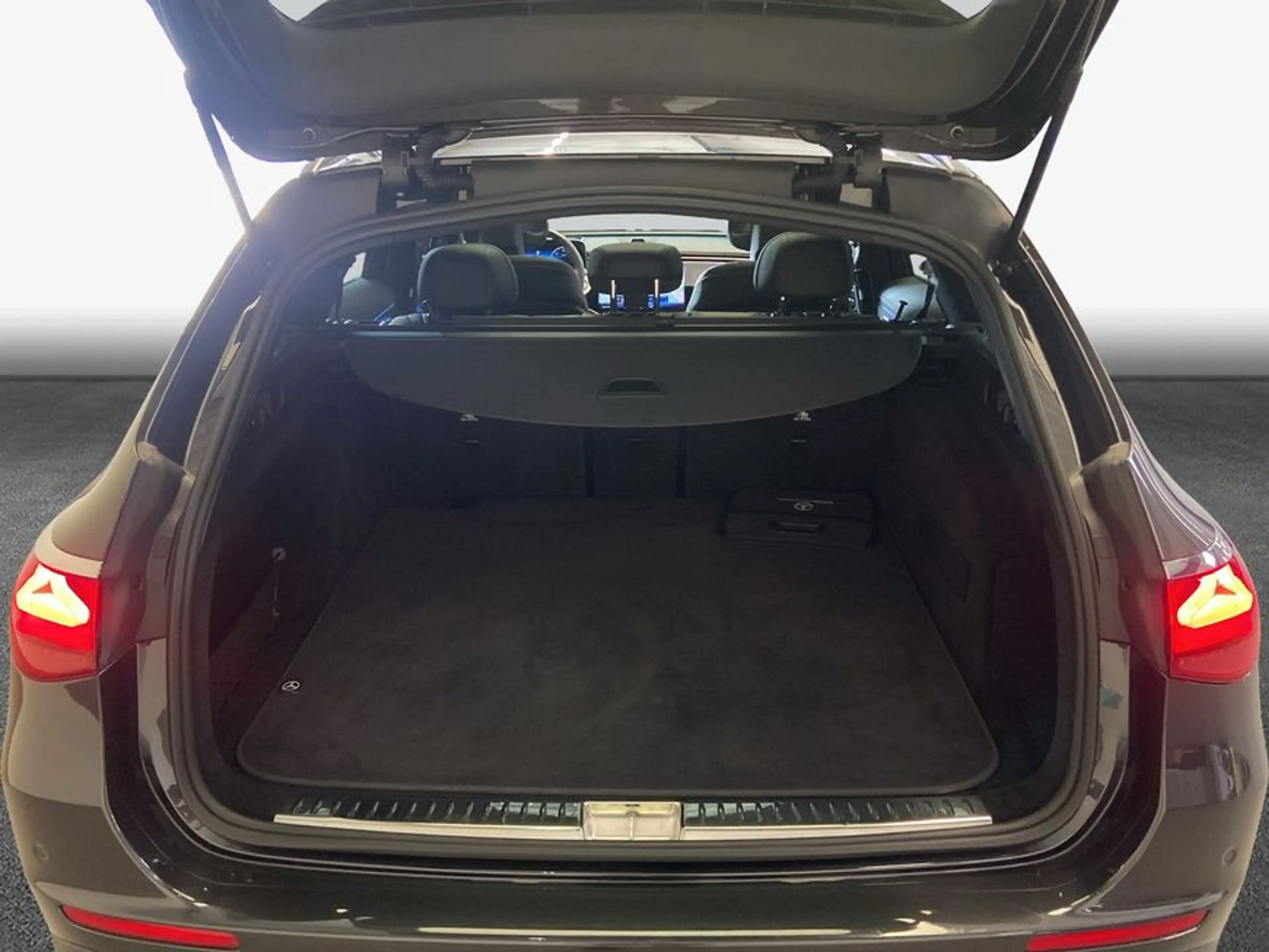Mercedes-Benz E 450 E-Klasse — photo 8