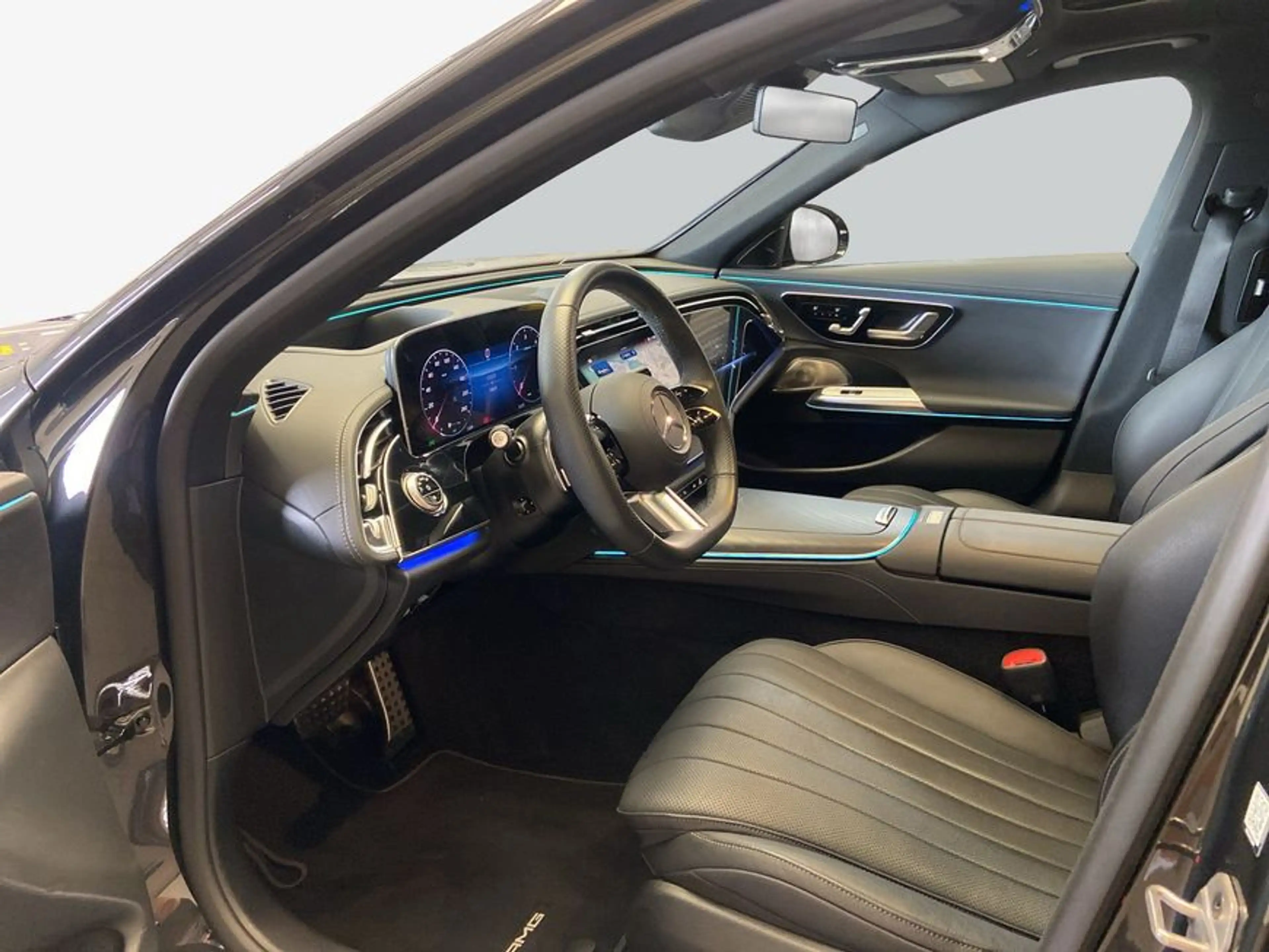Mercedes-Benz E 450 E-Klasse — photo 9