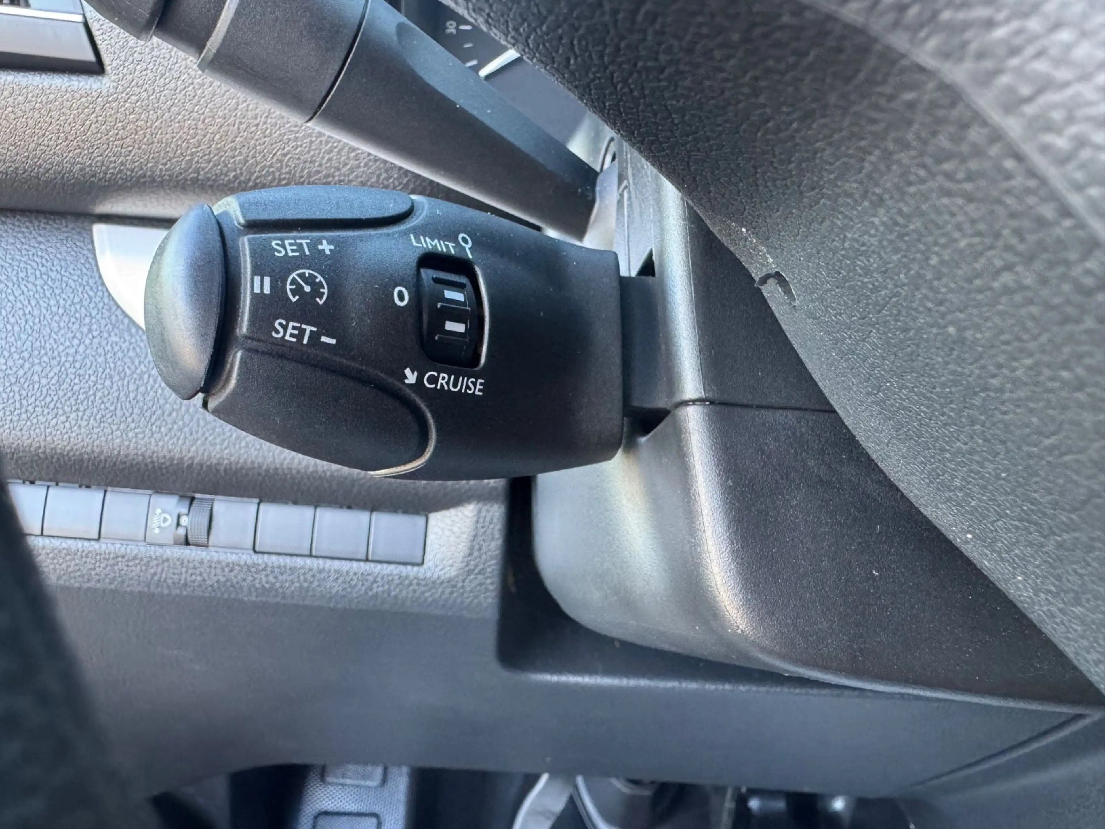 Citroen Spacetourer Business M KLIMA/NAVI/CARPLAY — photo 14