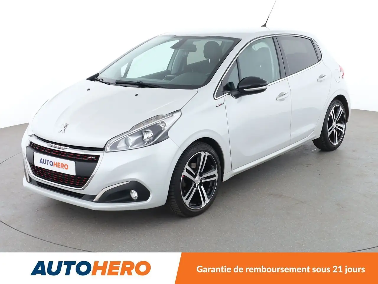 Peugeot 208 1.6 Blue-HDi GT Line