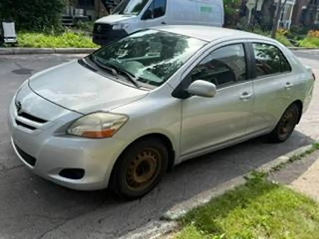 Toyota Yaris снимка Toyota Yaris