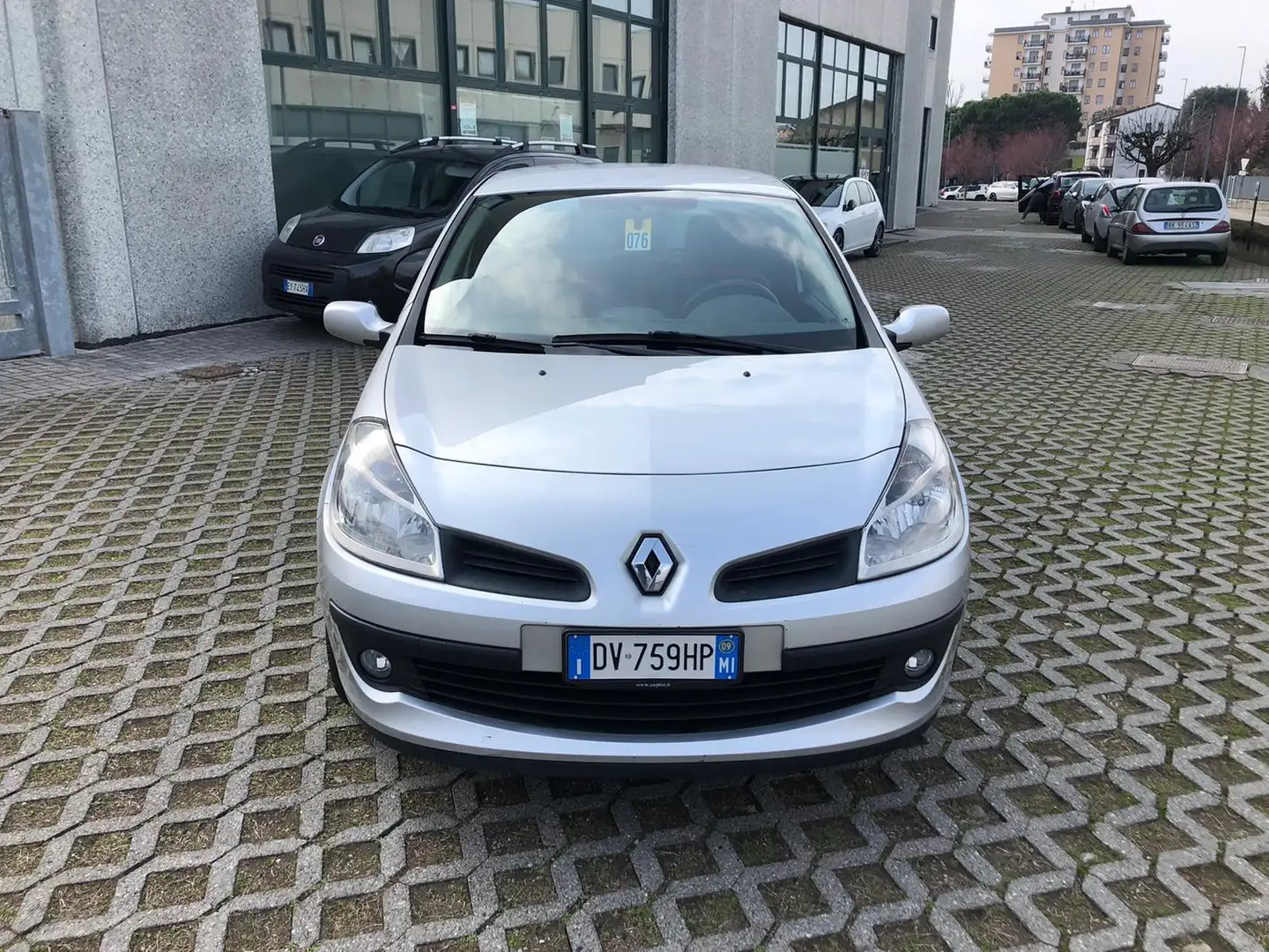 Renault Clio 1.5 dCi 85CV 3 porte Rip Curl*Clima*Radio Cd Argento - 2