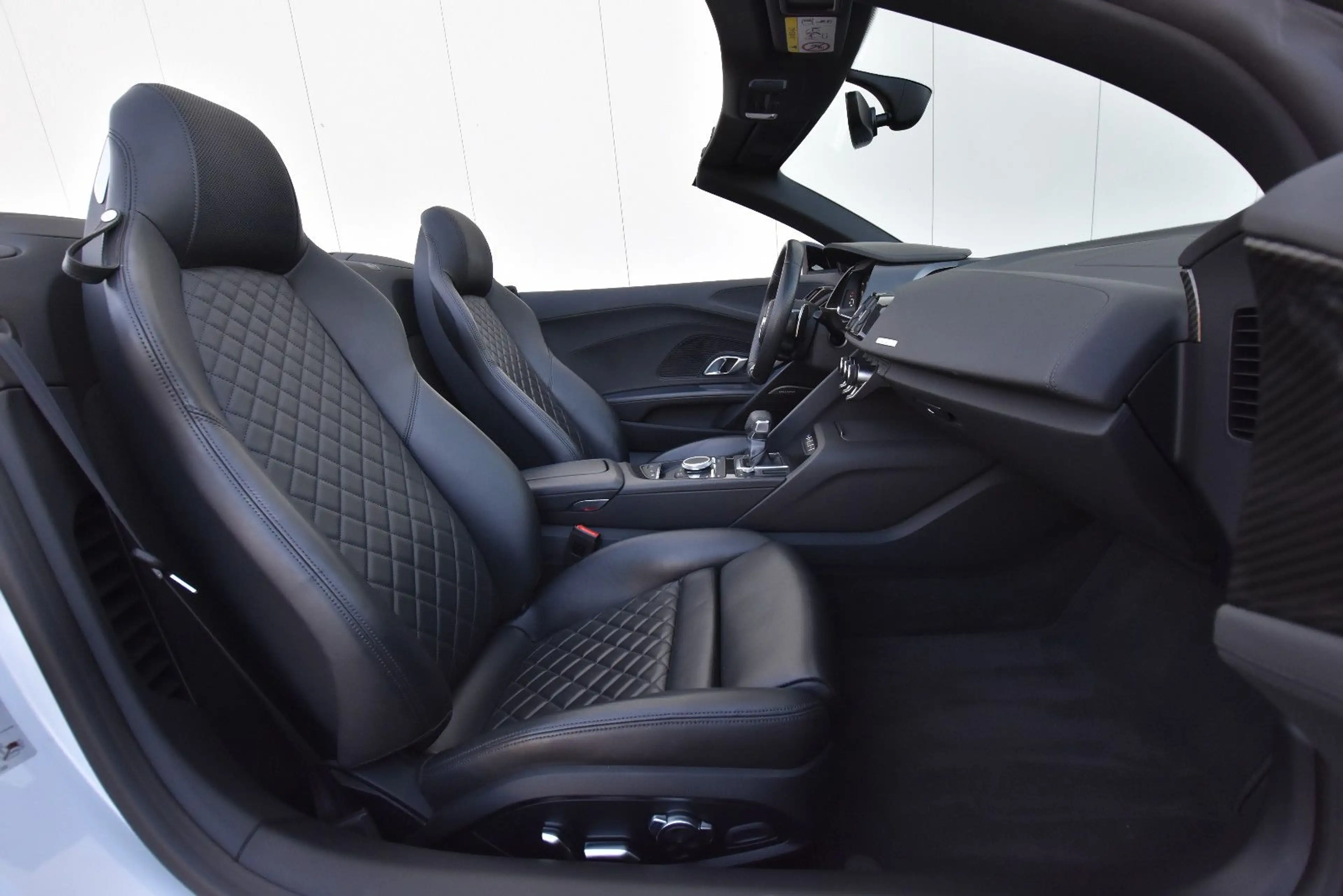Audi R8 Spyder 5.2 FSI quattro performance — photo 12