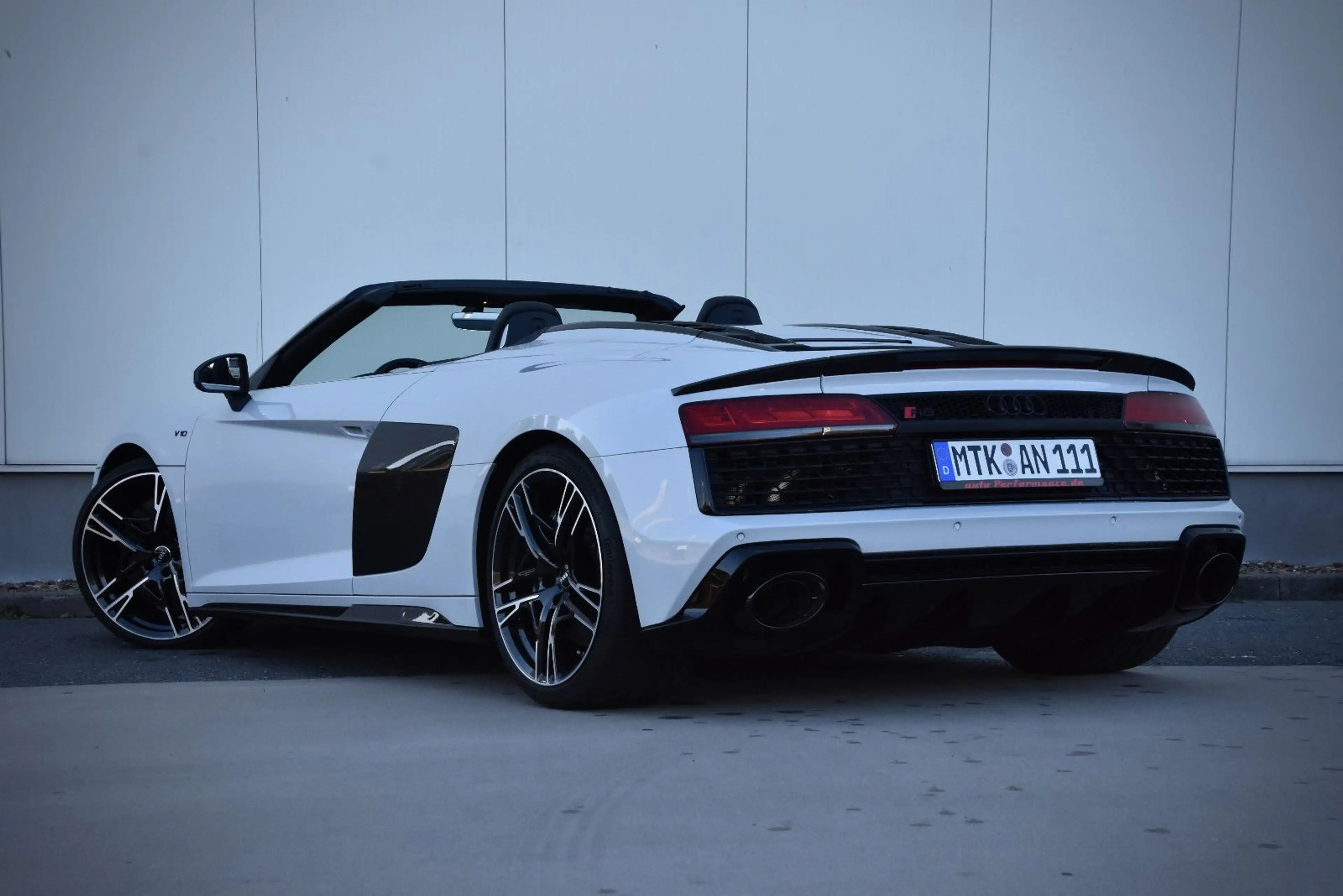 Audi R8 Spyder 5.2 FSI quattro performance — photo 6