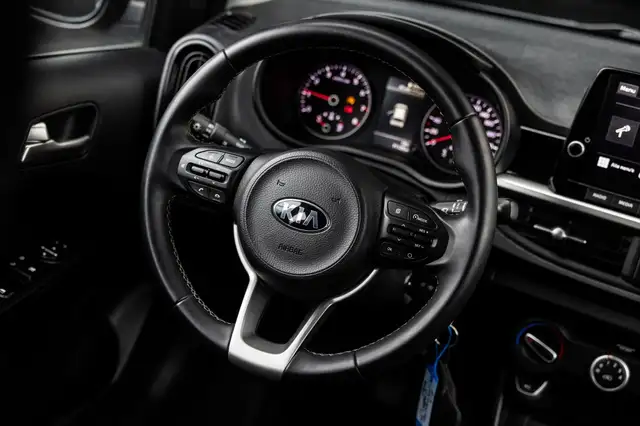 Kia Picanto view 9