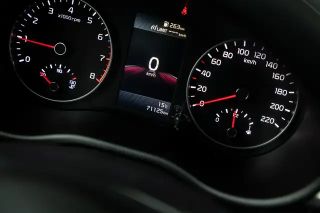 Kia Picanto view 11