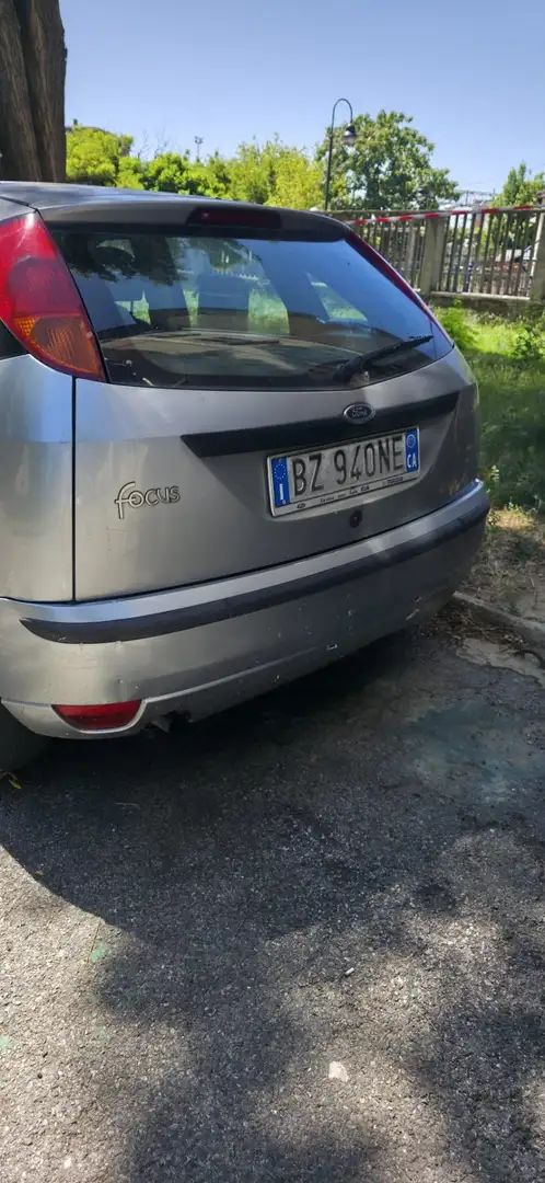 Ford Focus FORD FOCUS GPL BENZINA 5p 1.6i 16v Trend ZETECH Gris - 1