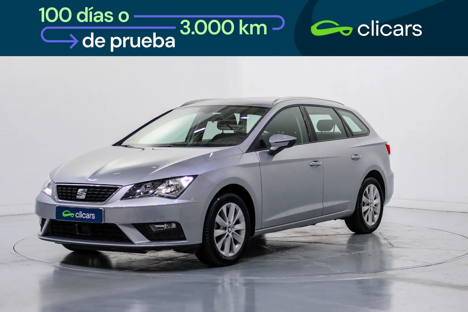 SEAT Leon ST 1.6TDI CR S&S Style 115 Plateado - 1