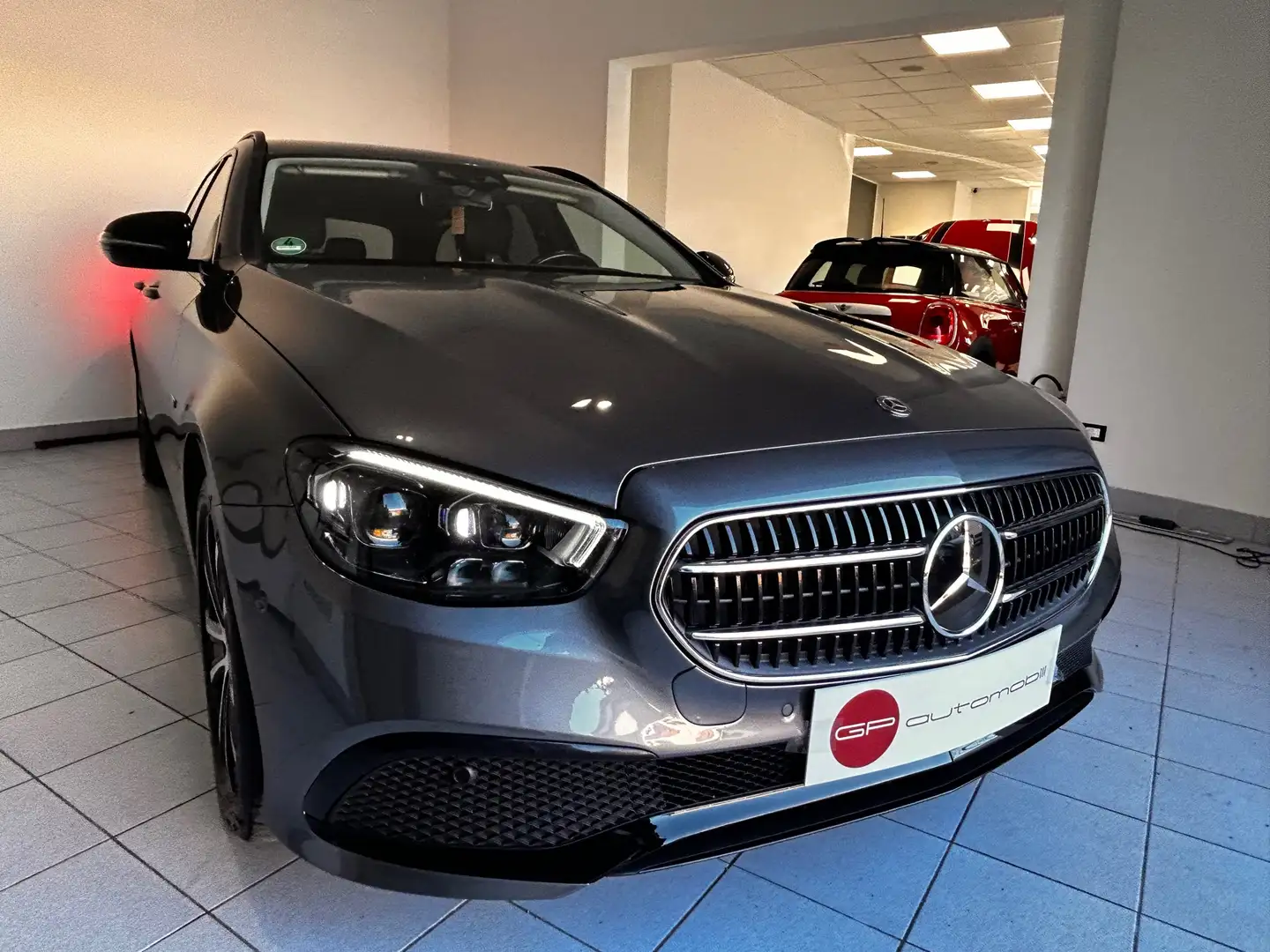 Mercedes-Benz E 300 de eq-power Premium Garanzia 12/24 Grigio - 1