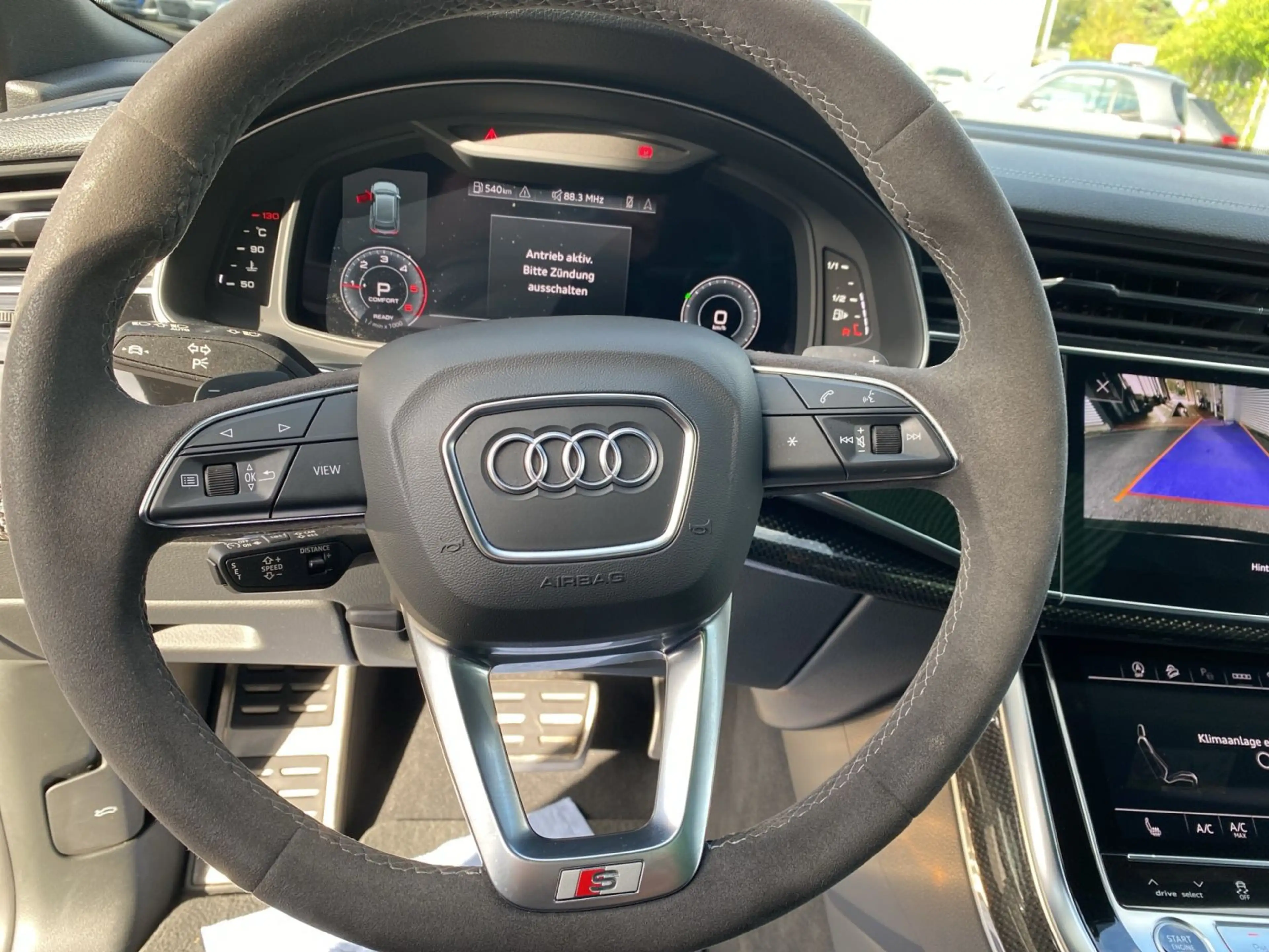 Audi Q8 50 TDI qu. Tiptr. Competition Plus *AHK*Pano* — photo 11